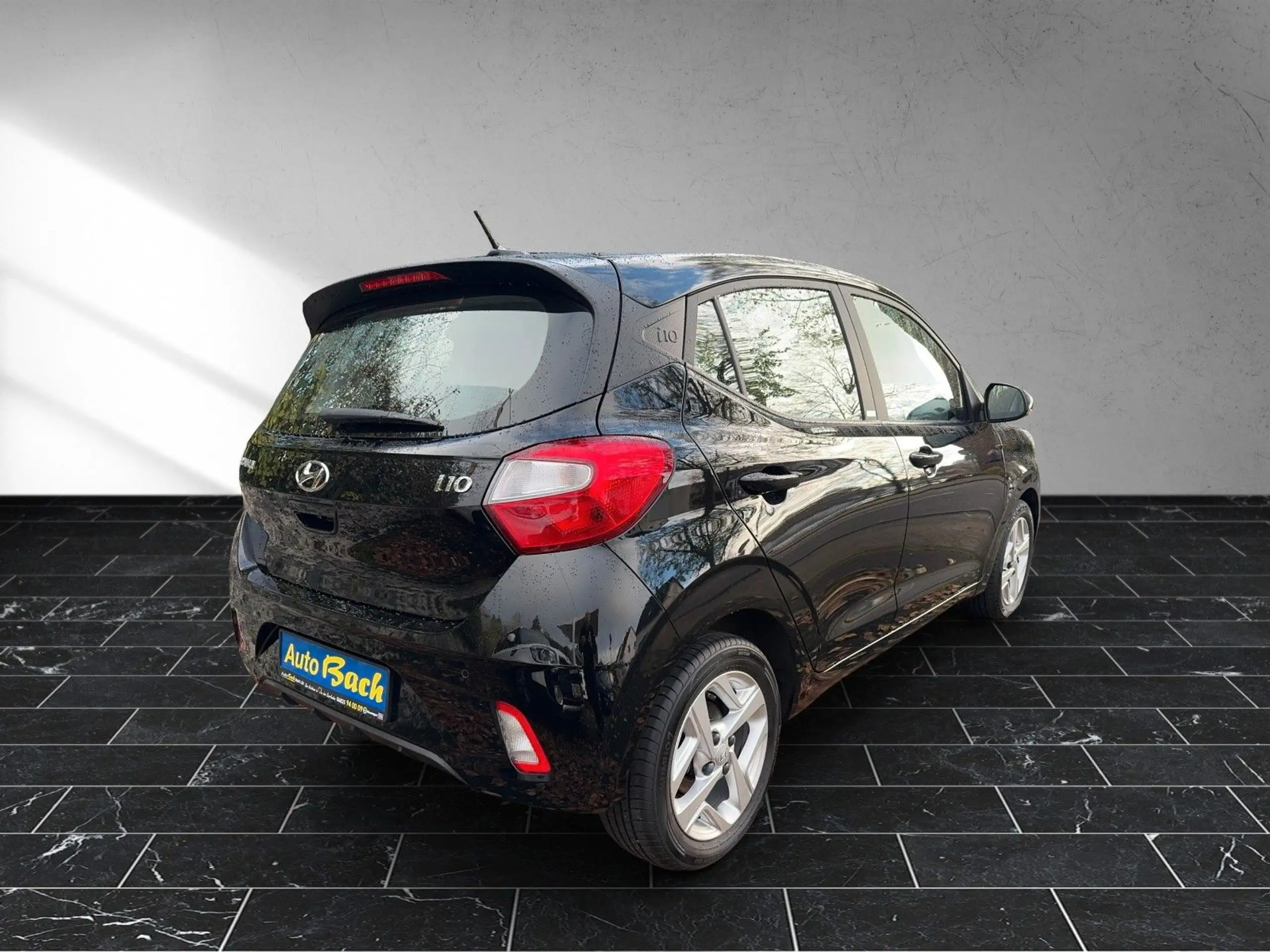 Hyundai - i10