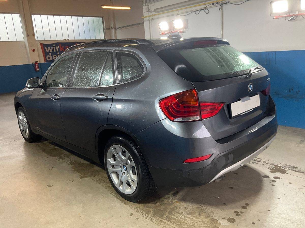 BMW - X1