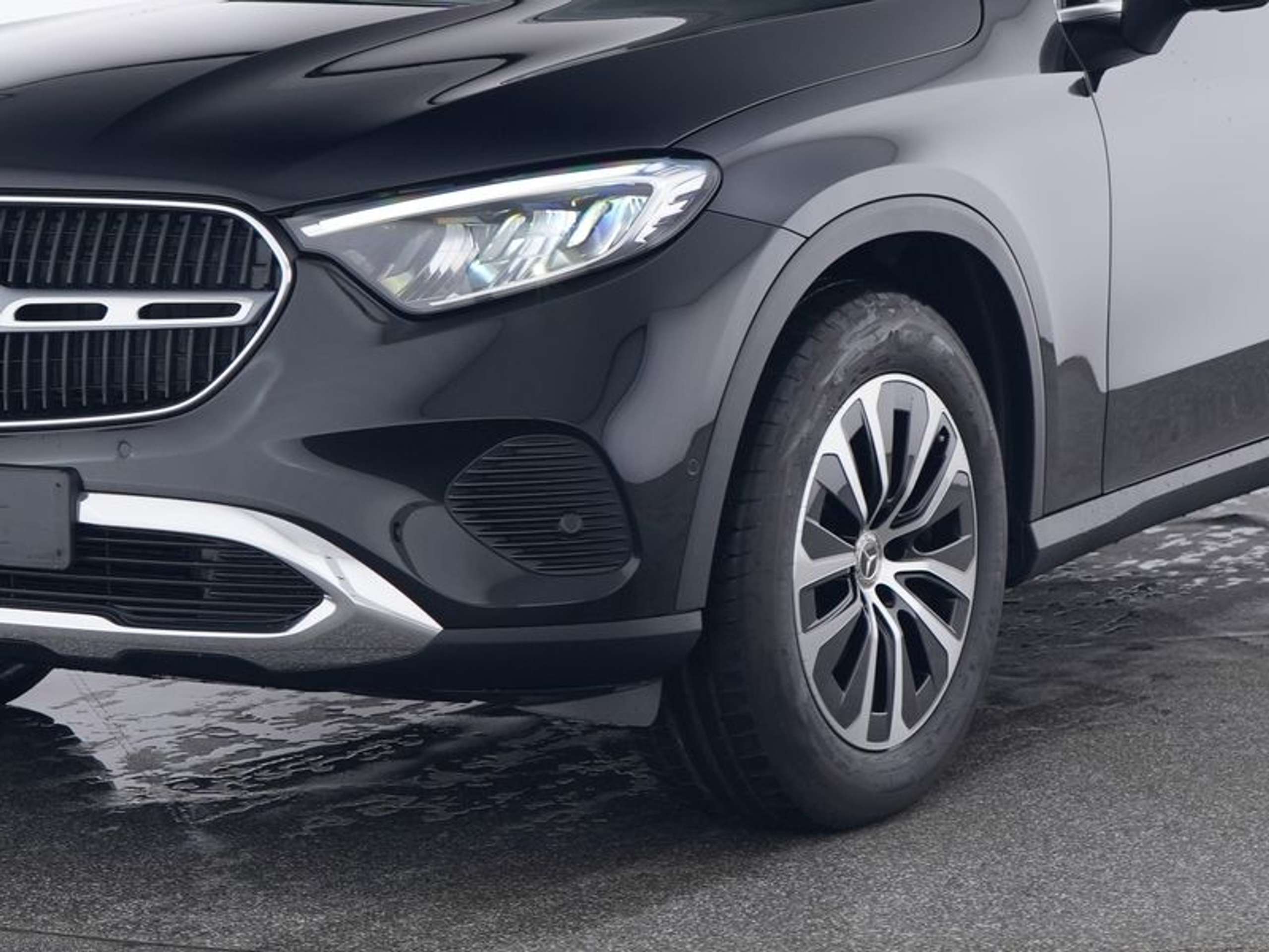 Mercedes-Benz - GLC 220