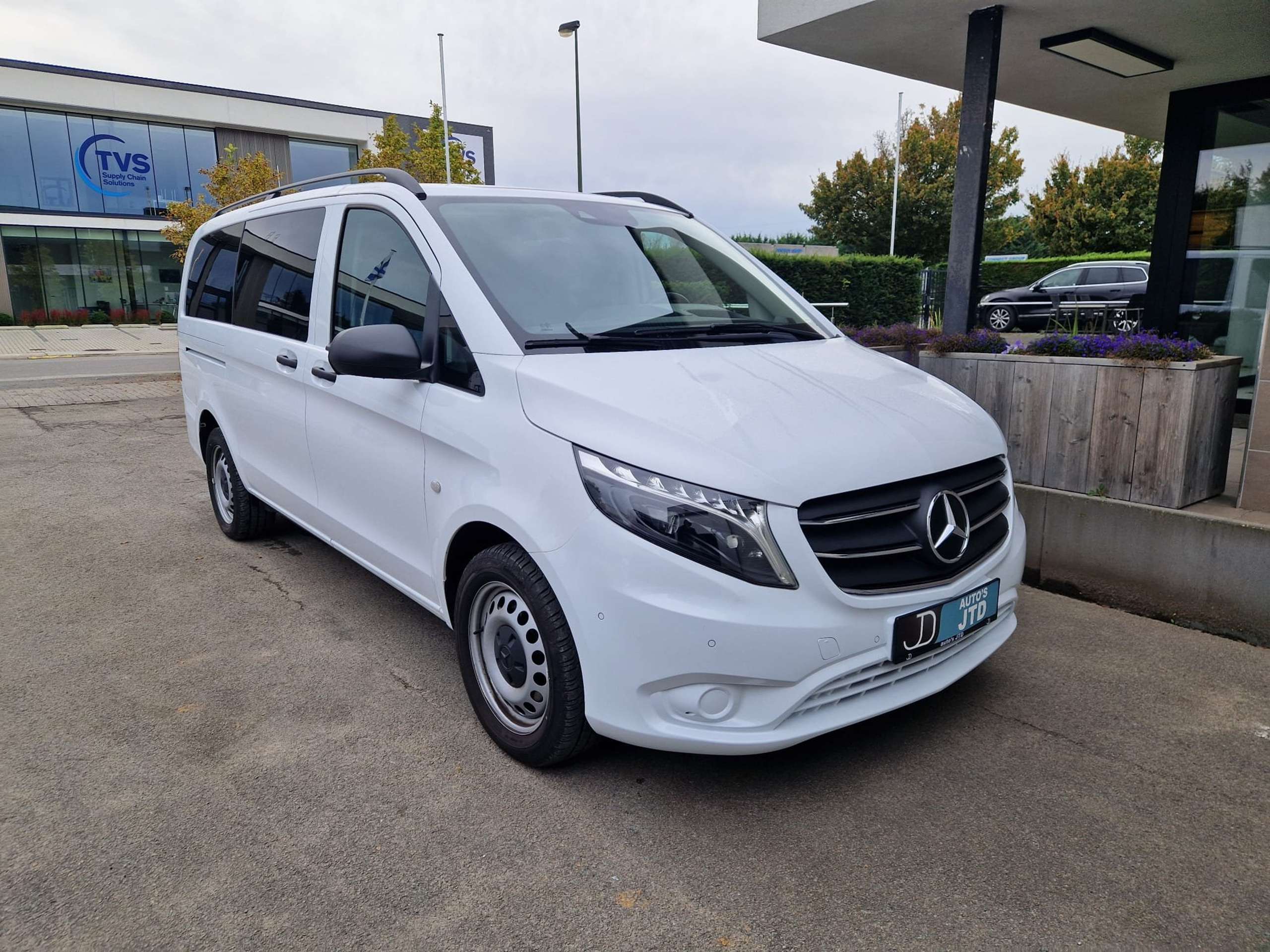 Mercedes-Benz - Vito