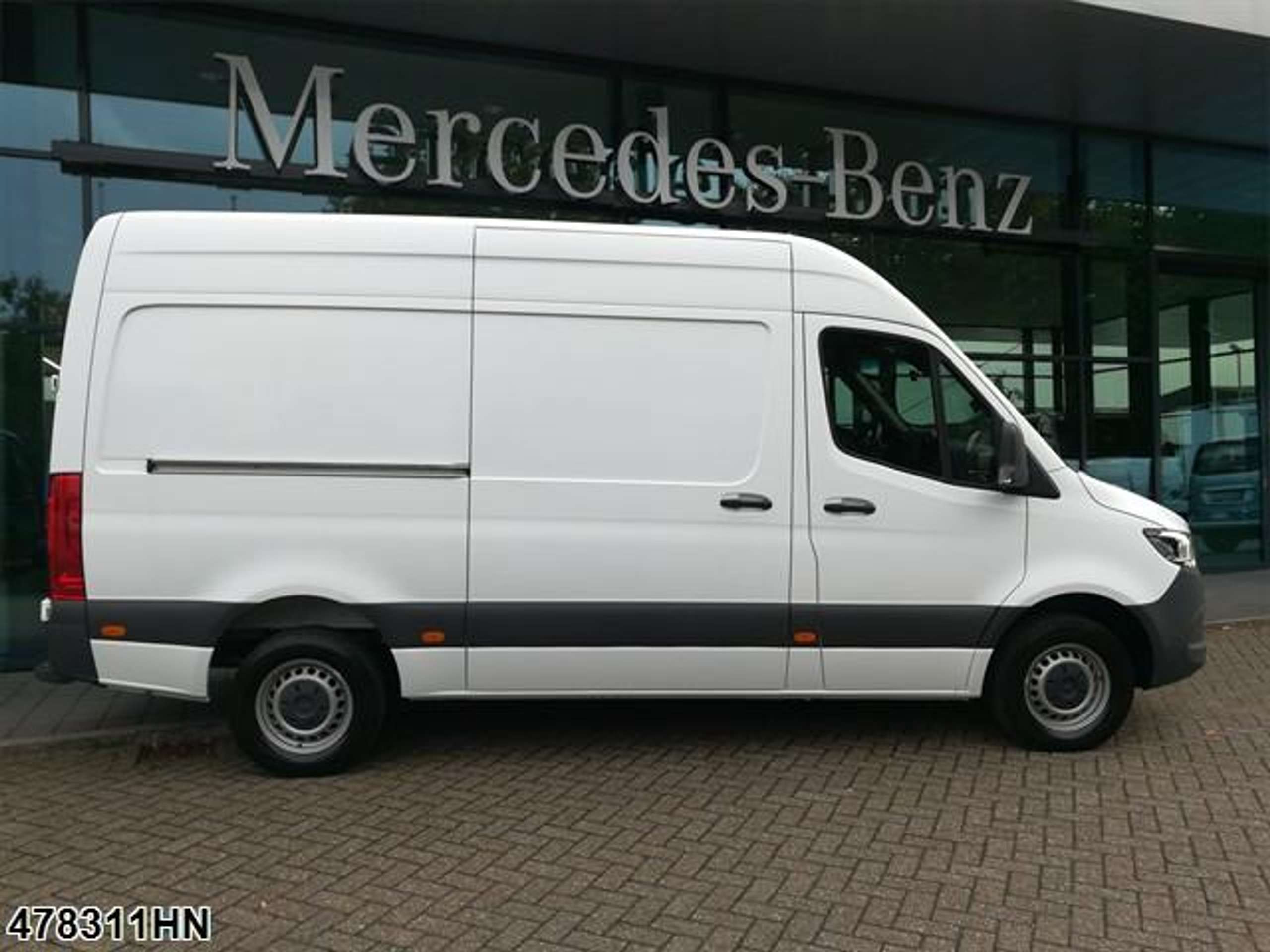 Mercedes-Benz - Sprinter