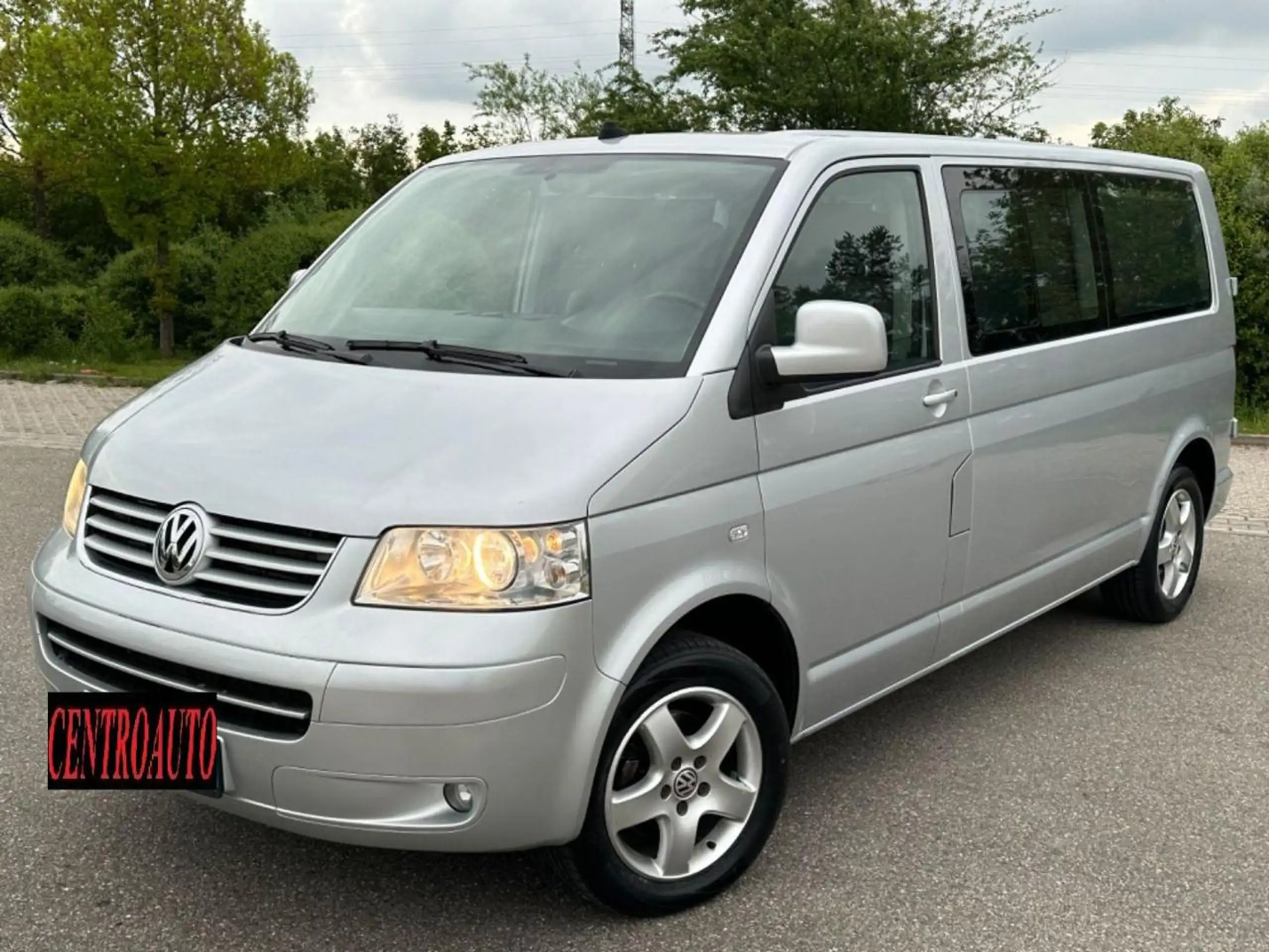 Volkswagen - T5 Caravelle