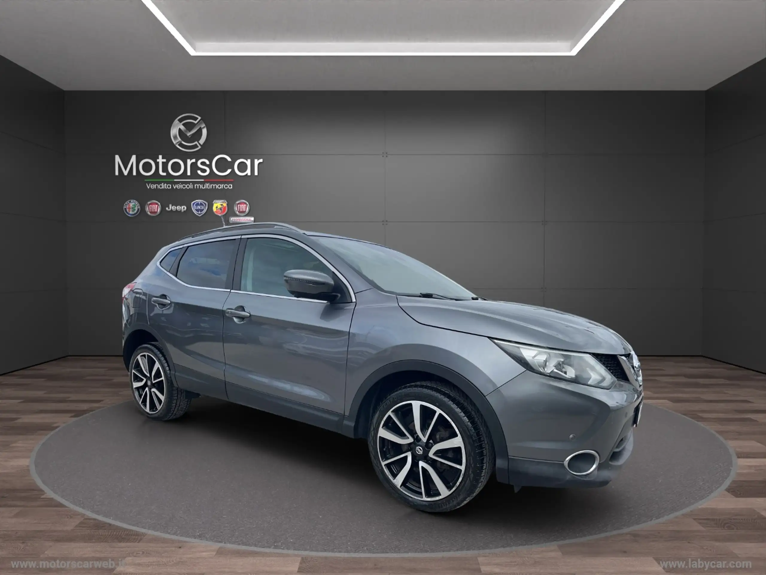 Nissan - Qashqai