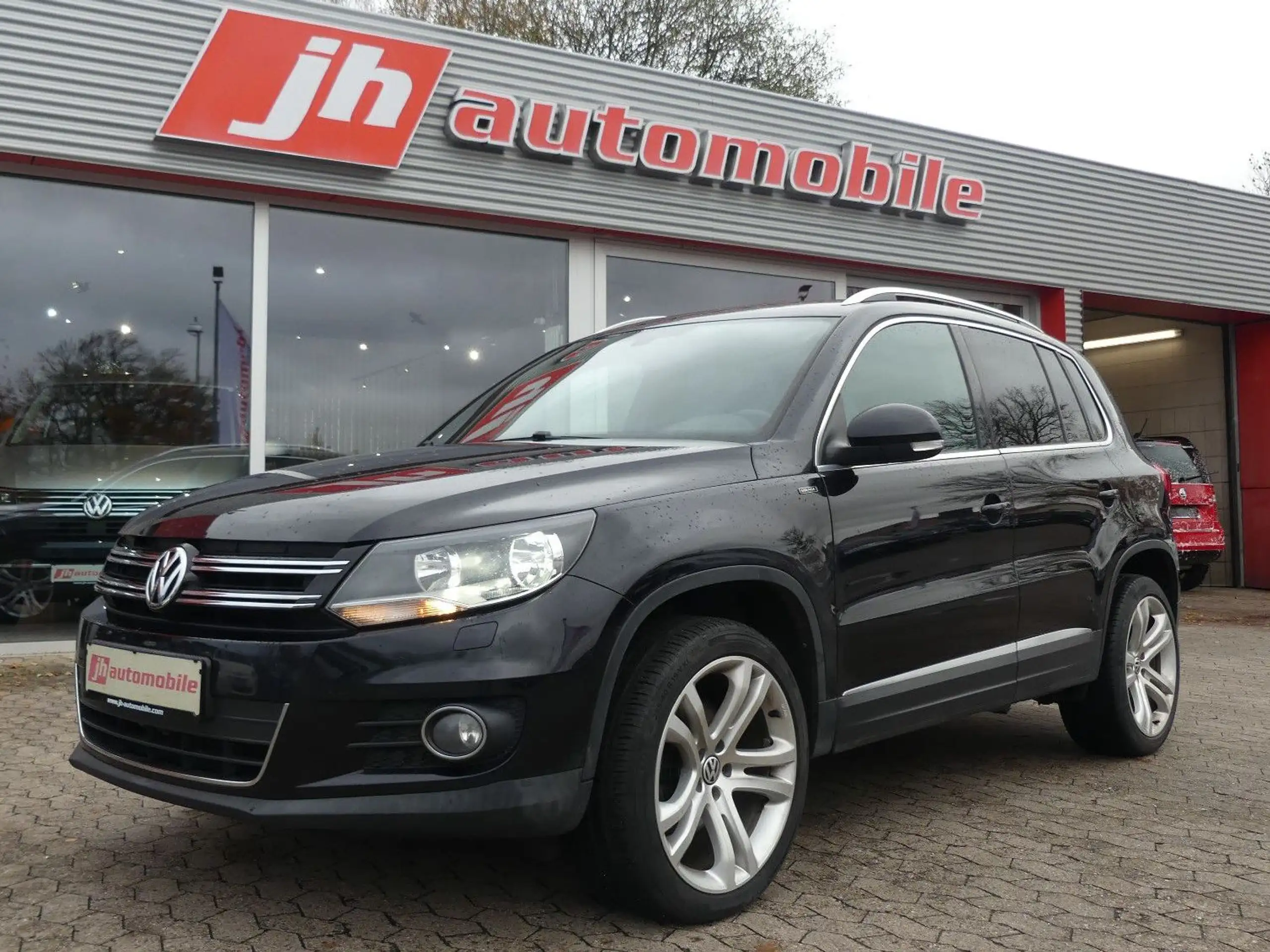 Volkswagen - Tiguan