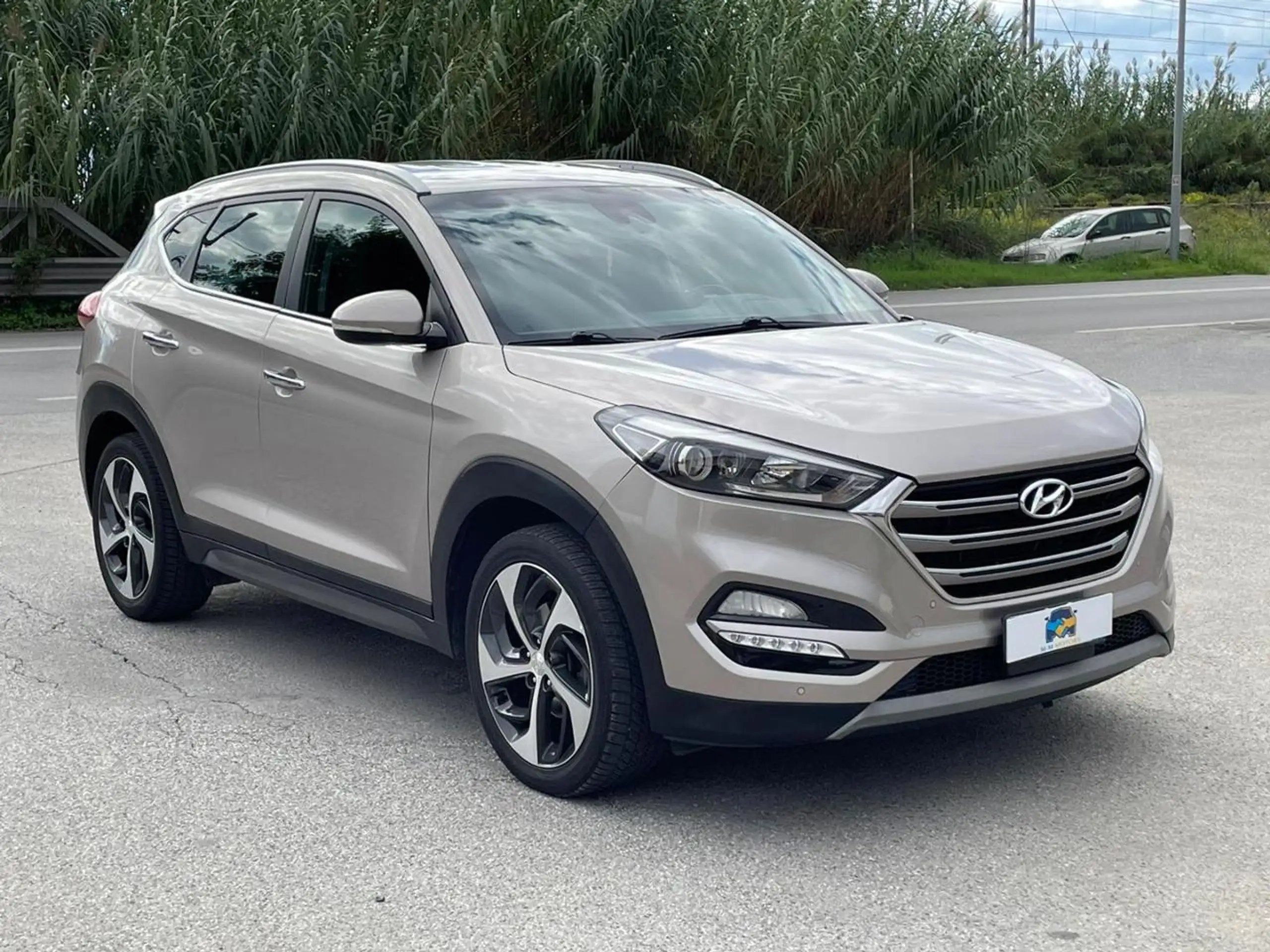 Hyundai - TUCSON