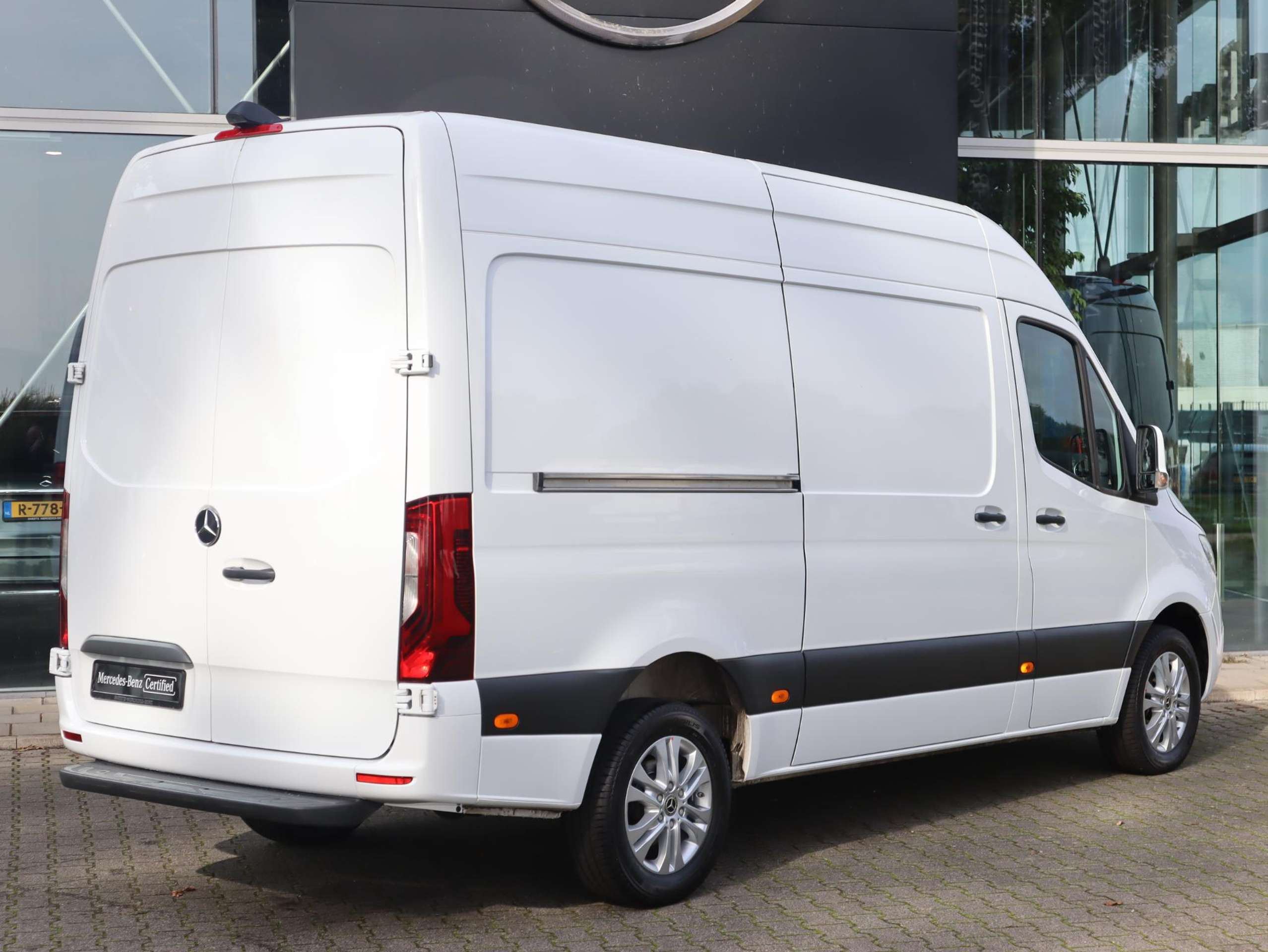 Mercedes-Benz - Sprinter