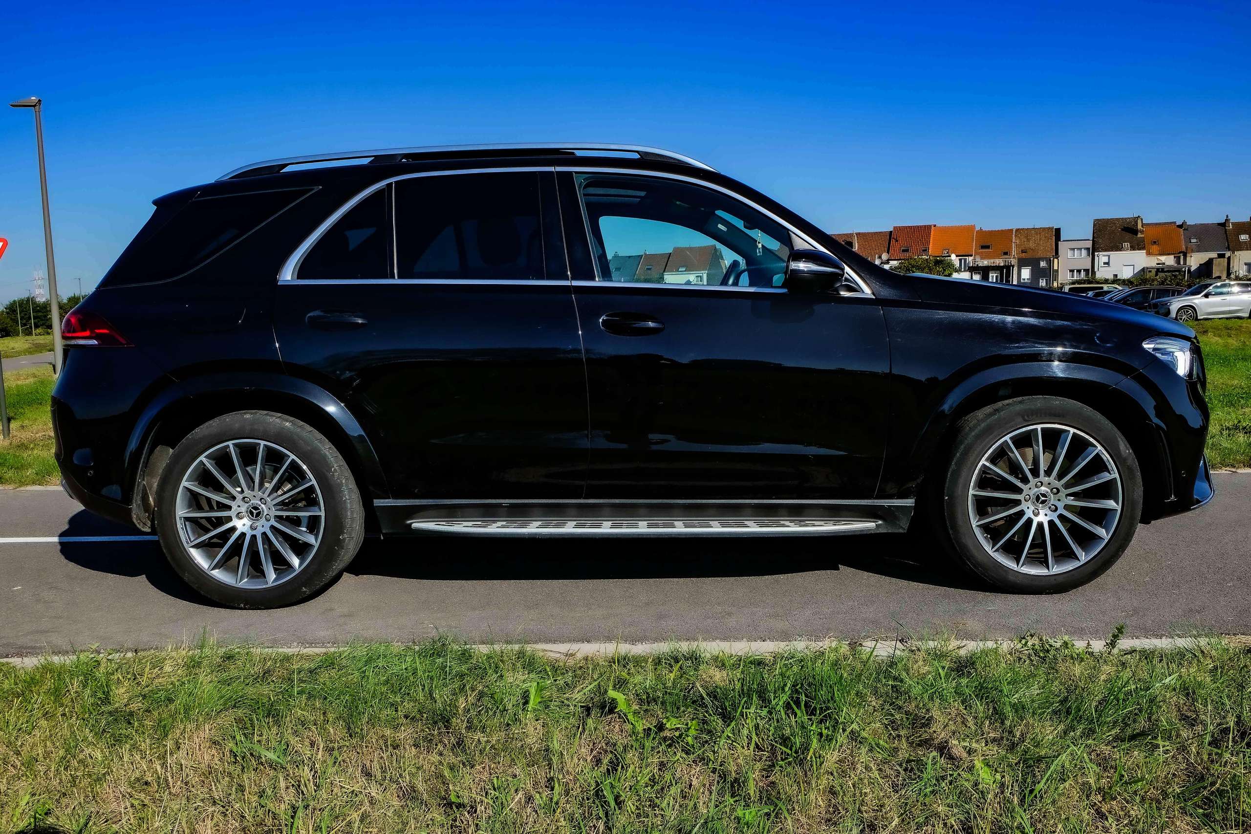 Mercedes-Benz - GLE 300