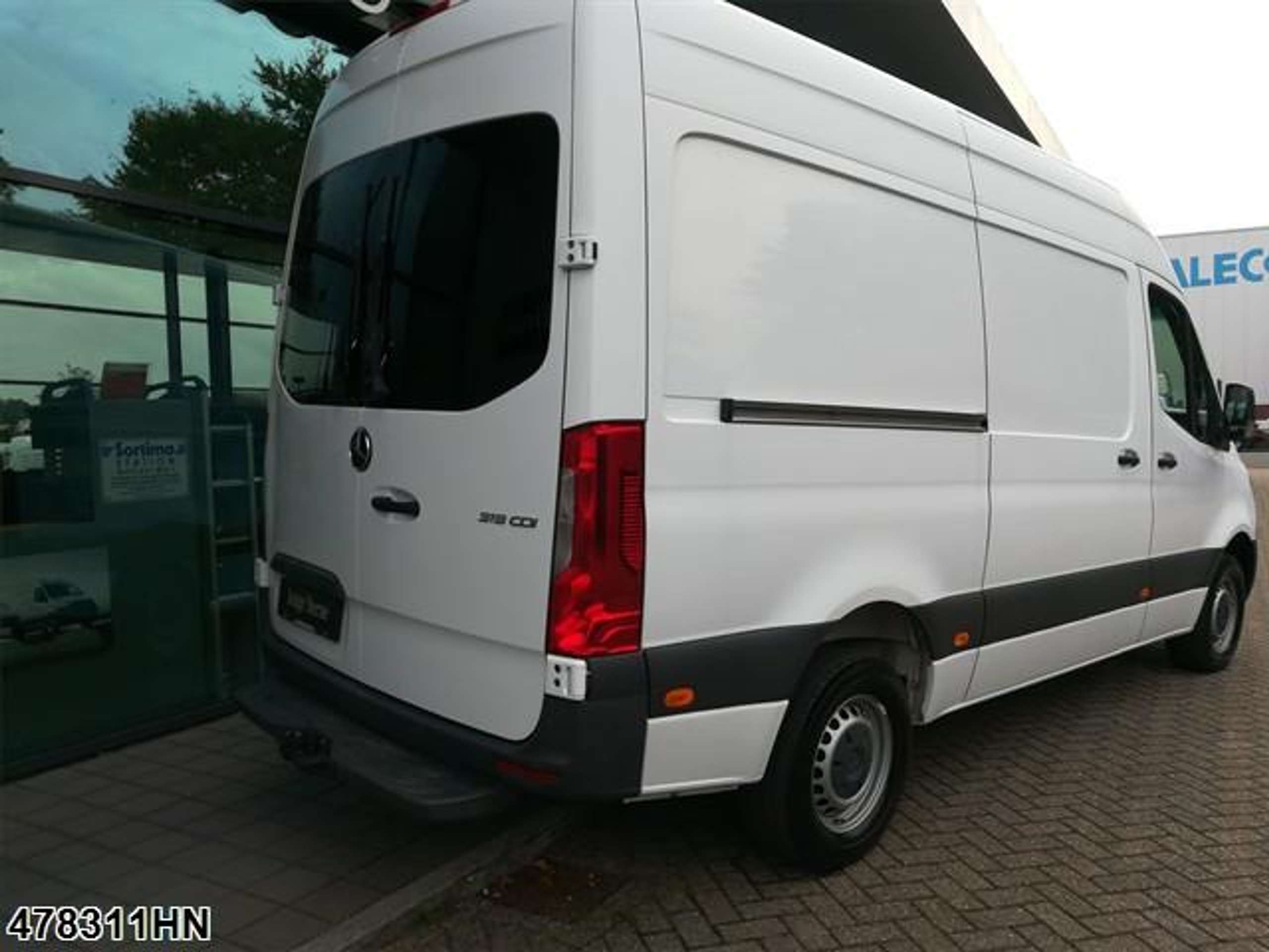 Mercedes-Benz - Sprinter