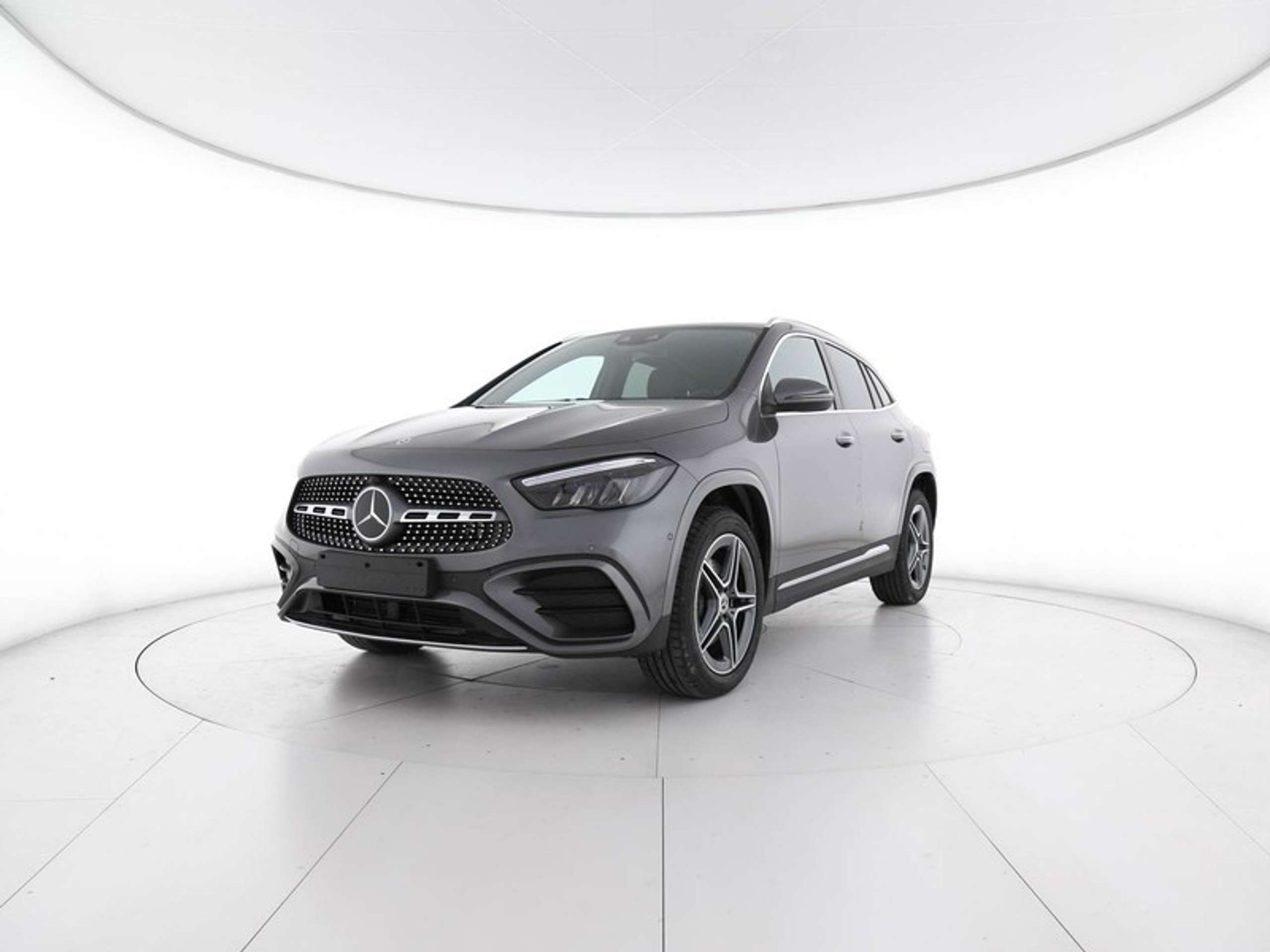 Mercedes-Benz - GLA 250