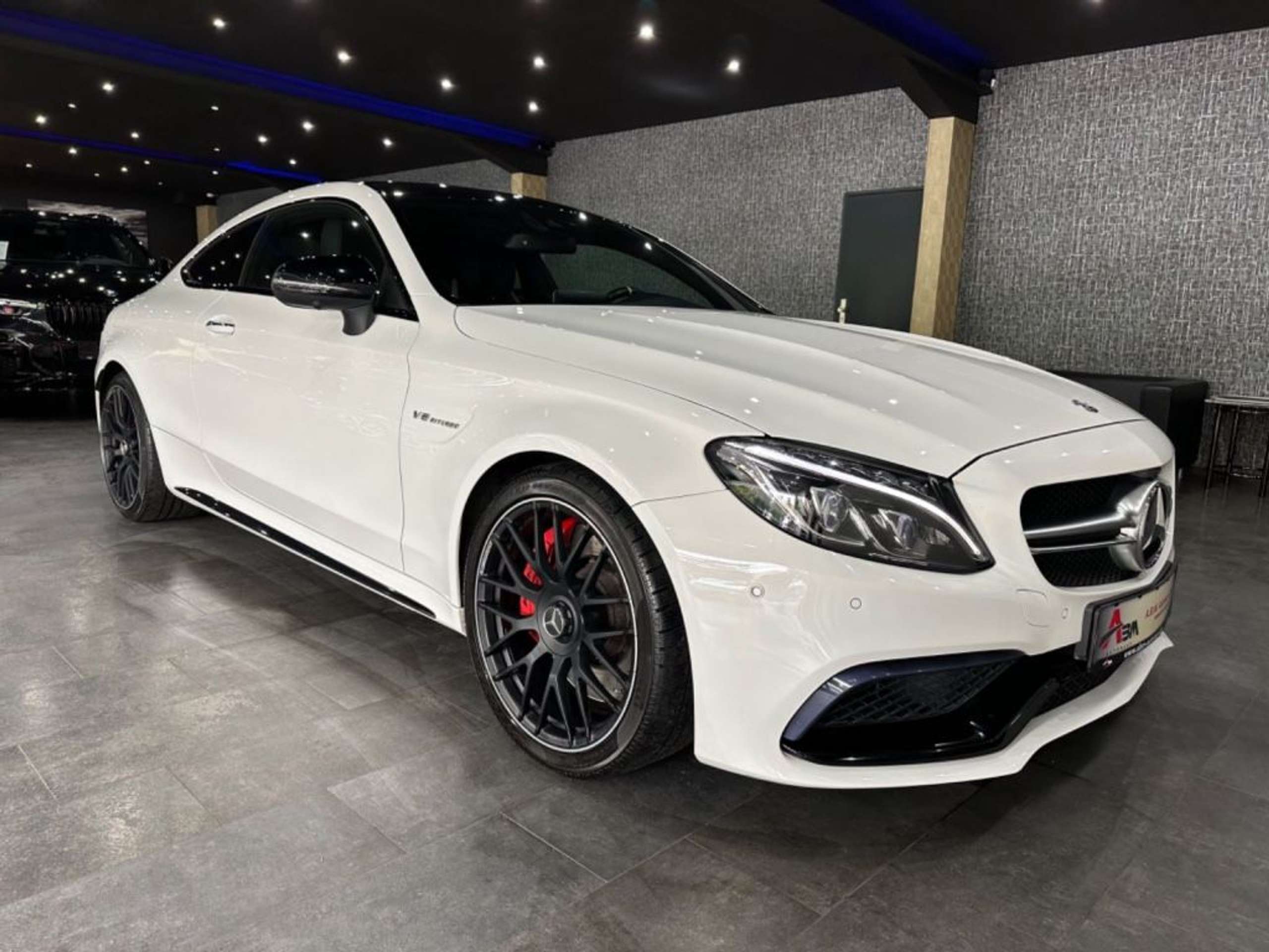 Mercedes-Benz - C 63 AMG