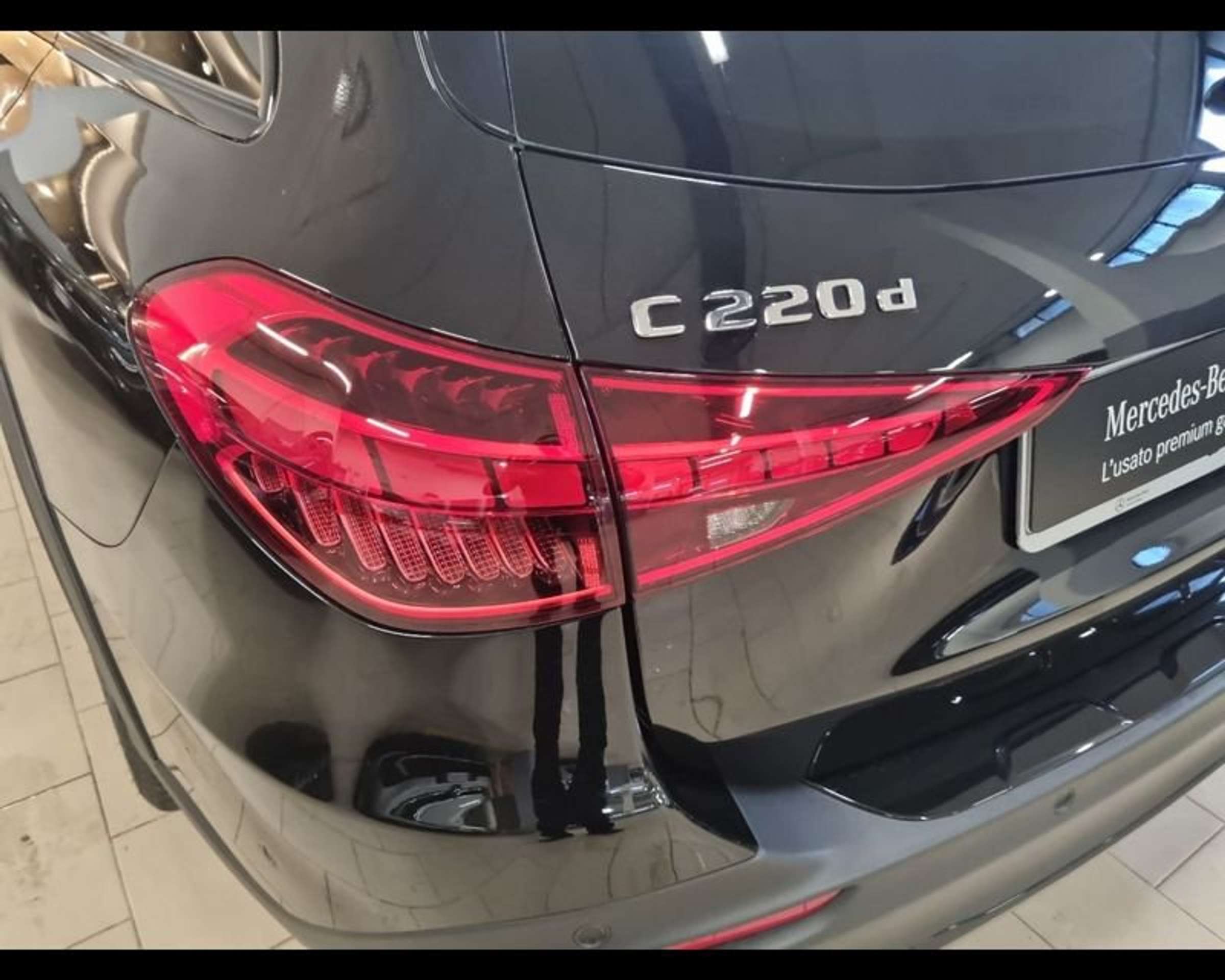 Mercedes-Benz - C 220