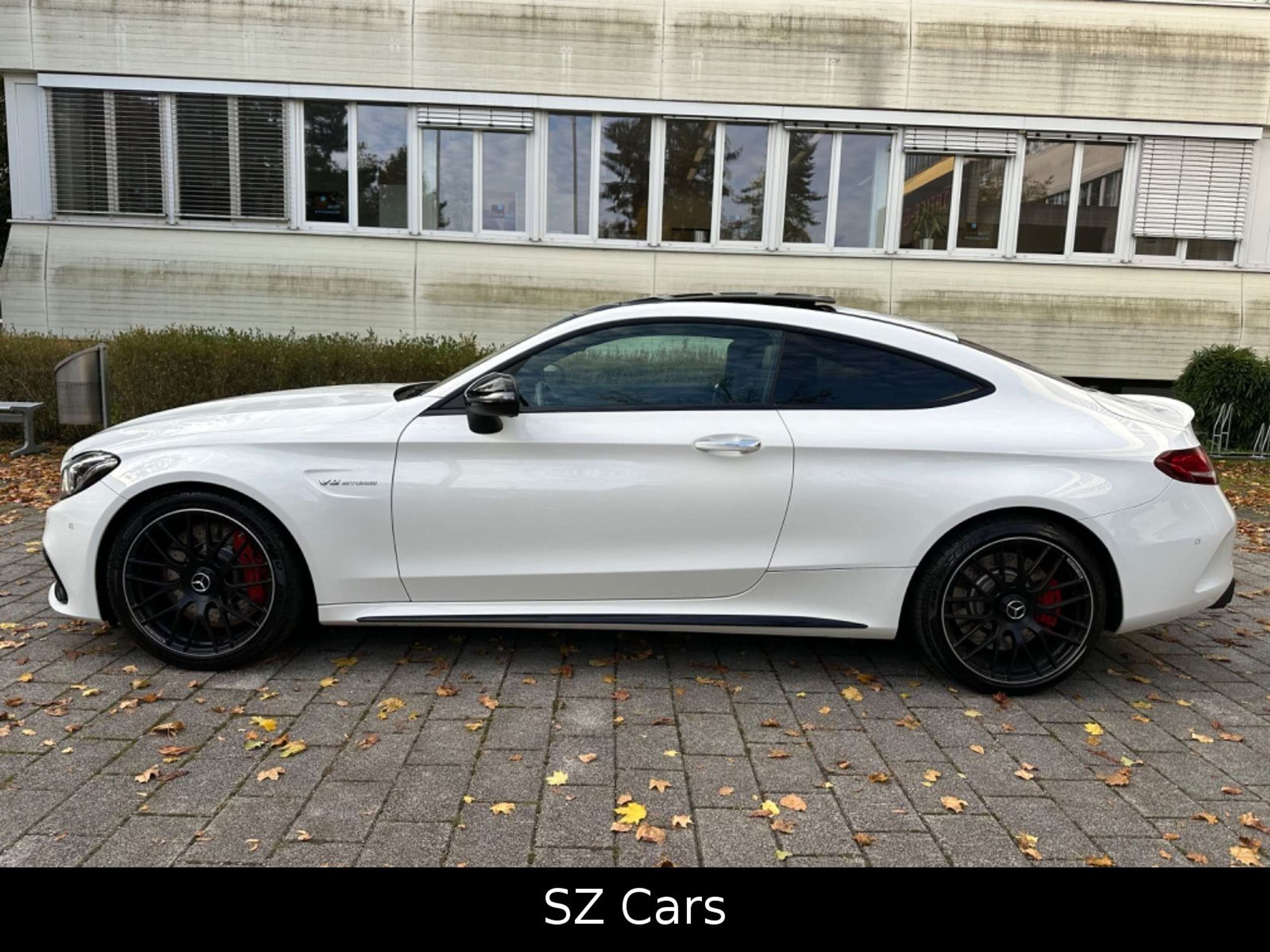 Mercedes-Benz - C 63 AMG