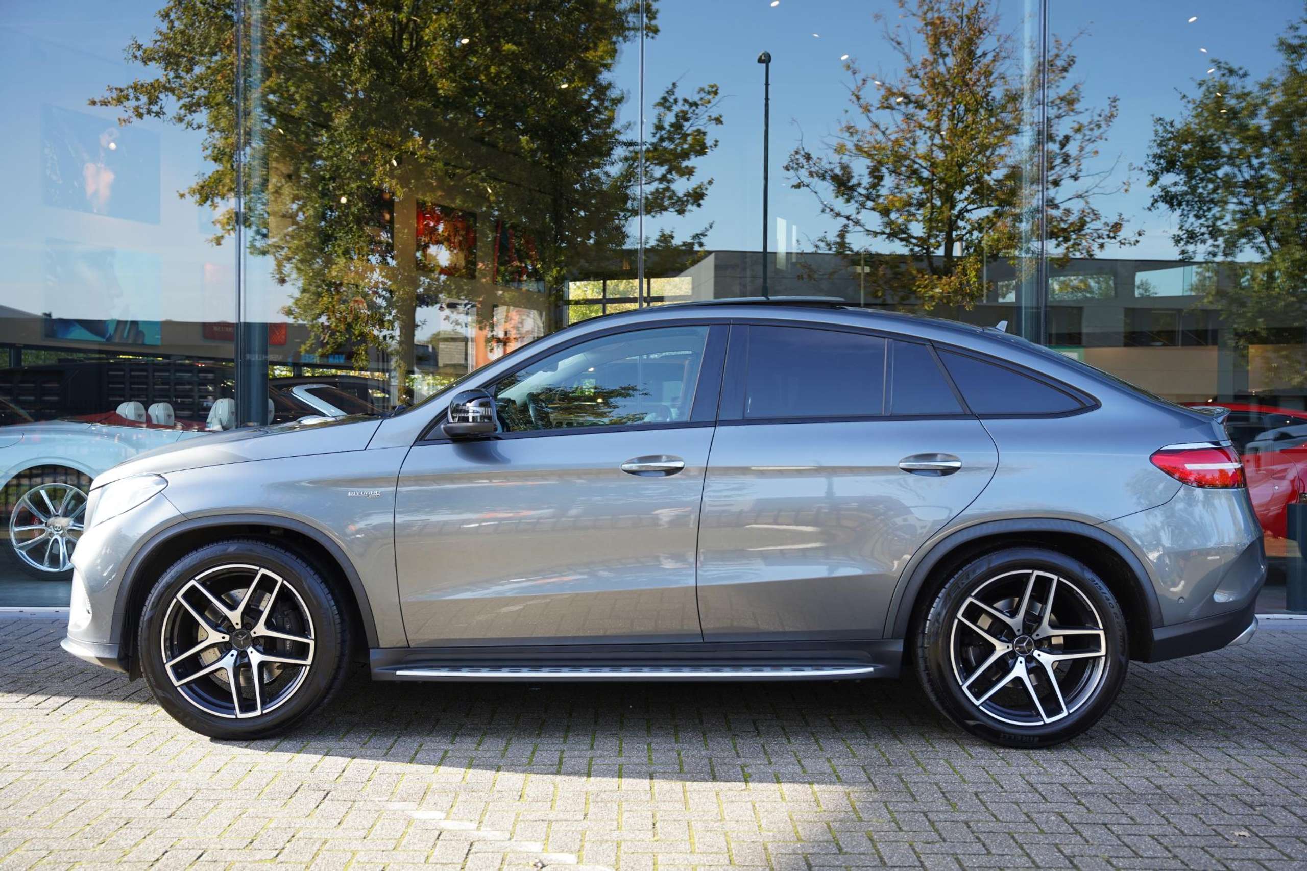 Mercedes-Benz - GLE 43 AMG