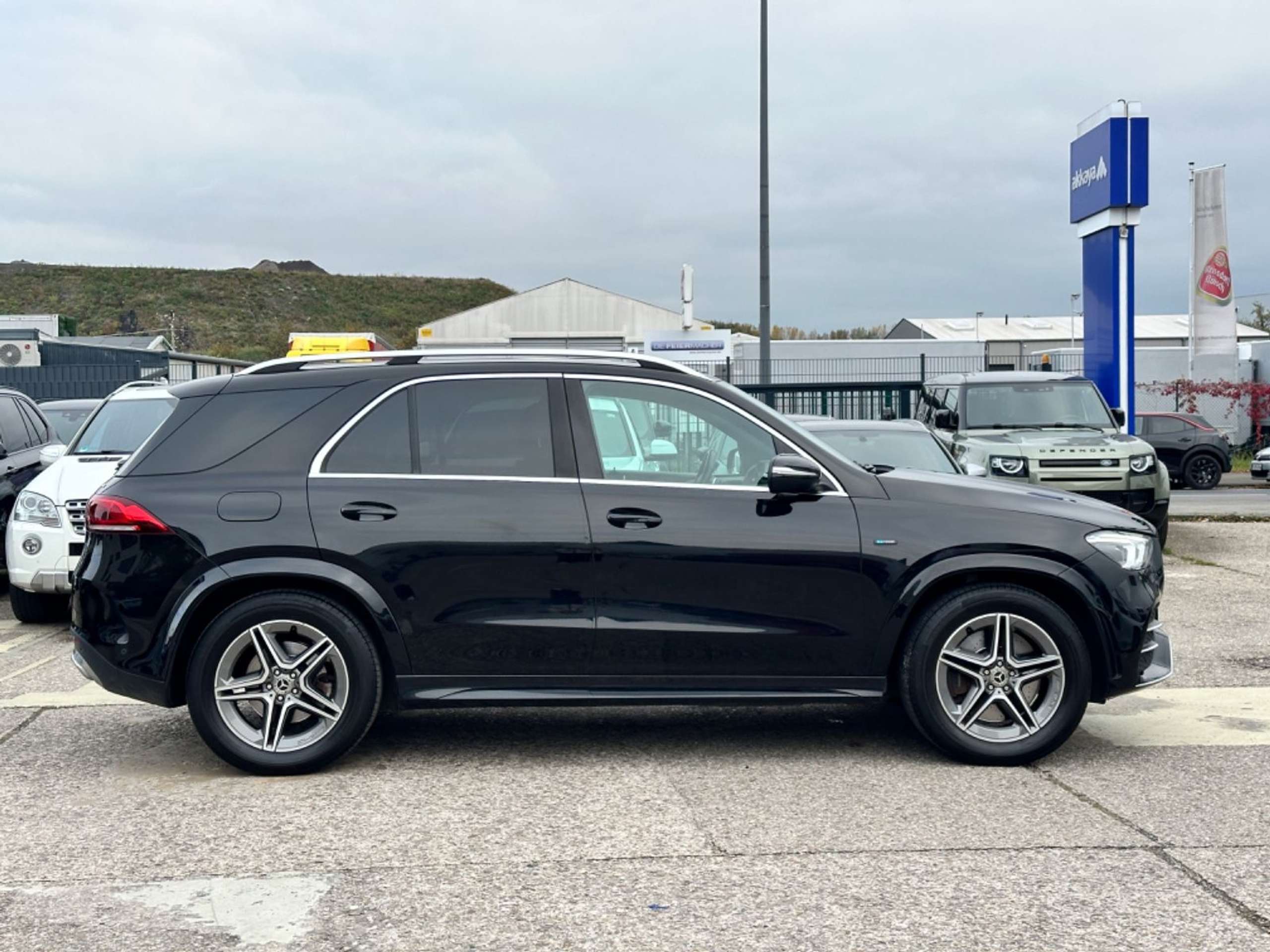 Mercedes-Benz - GLE 350