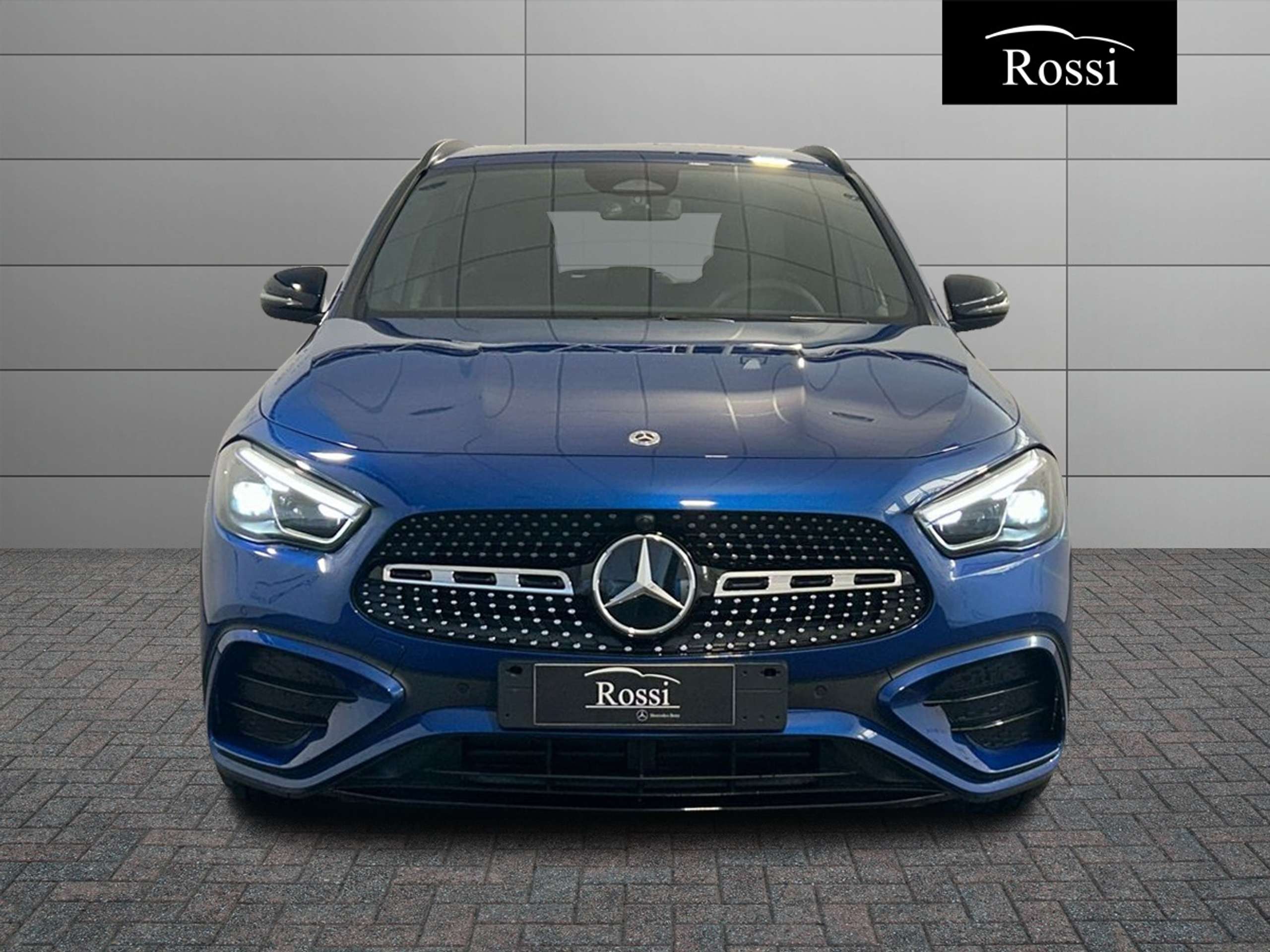 Mercedes-Benz - GLA 180