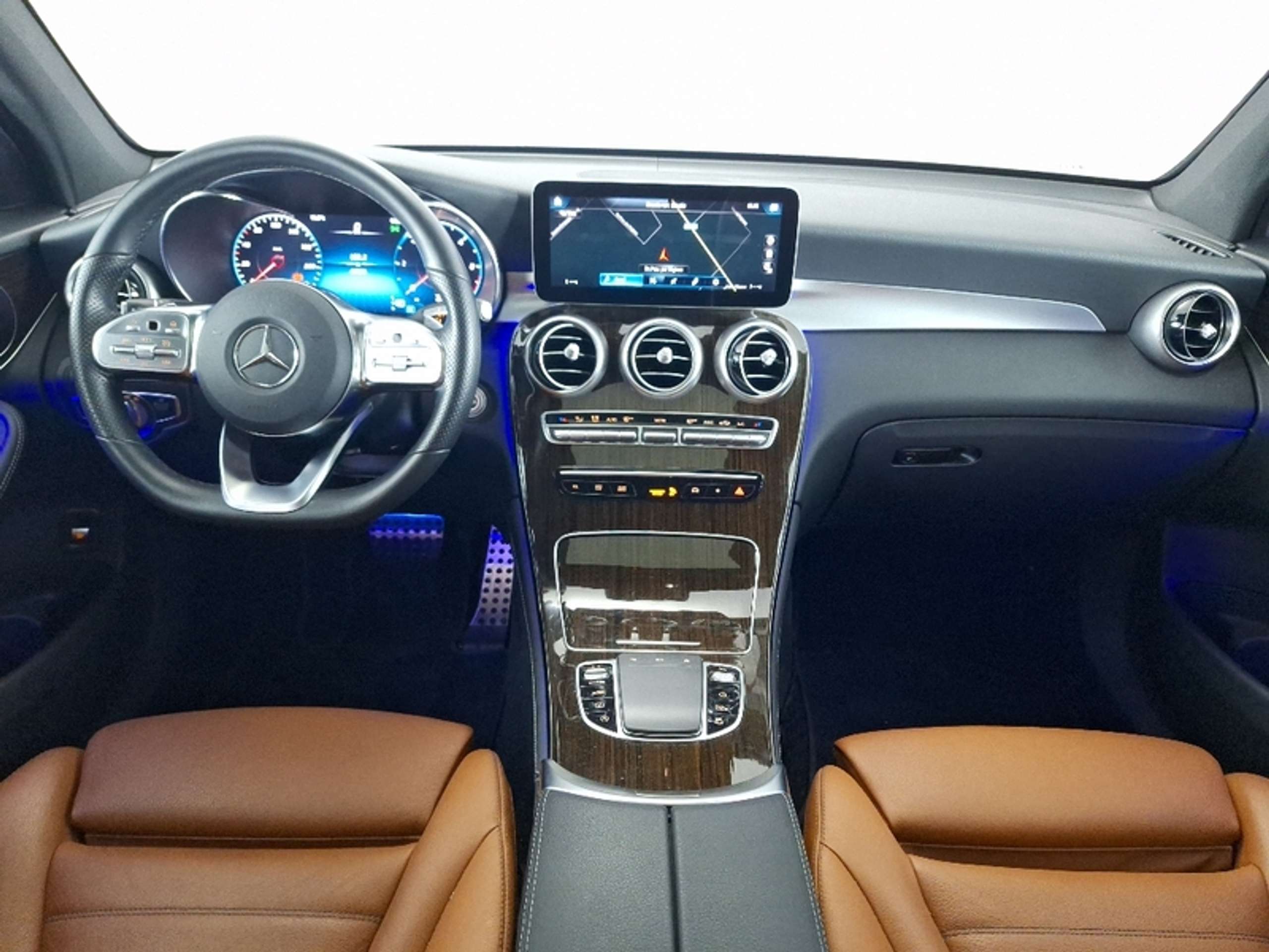 Mercedes-Benz - GLC 300