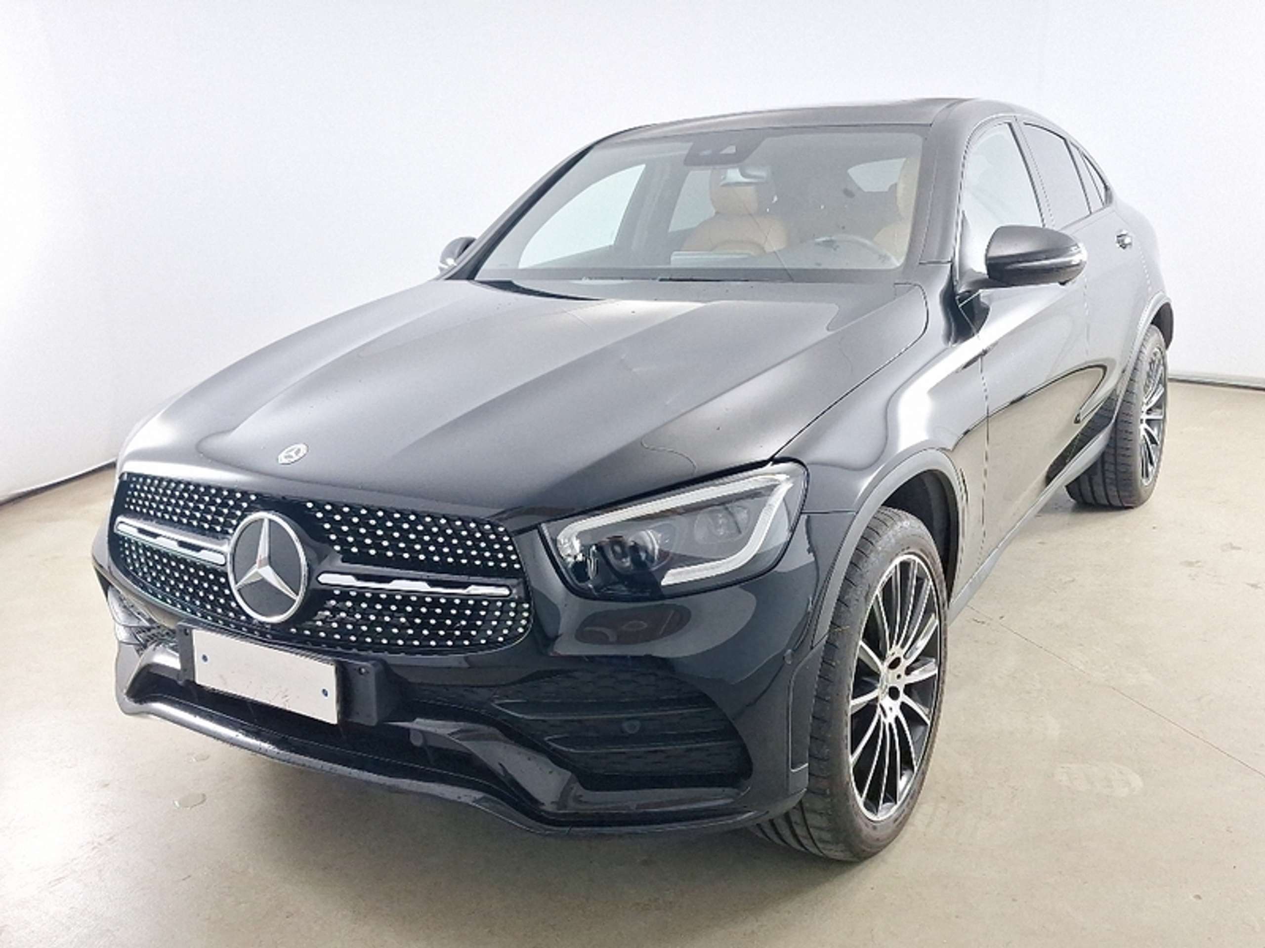 Mercedes-Benz - GLC 300