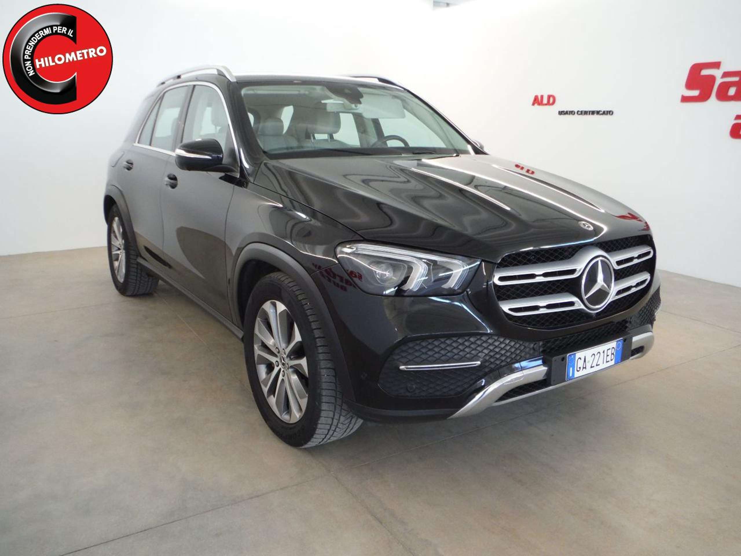 Mercedes-Benz - GLE 300