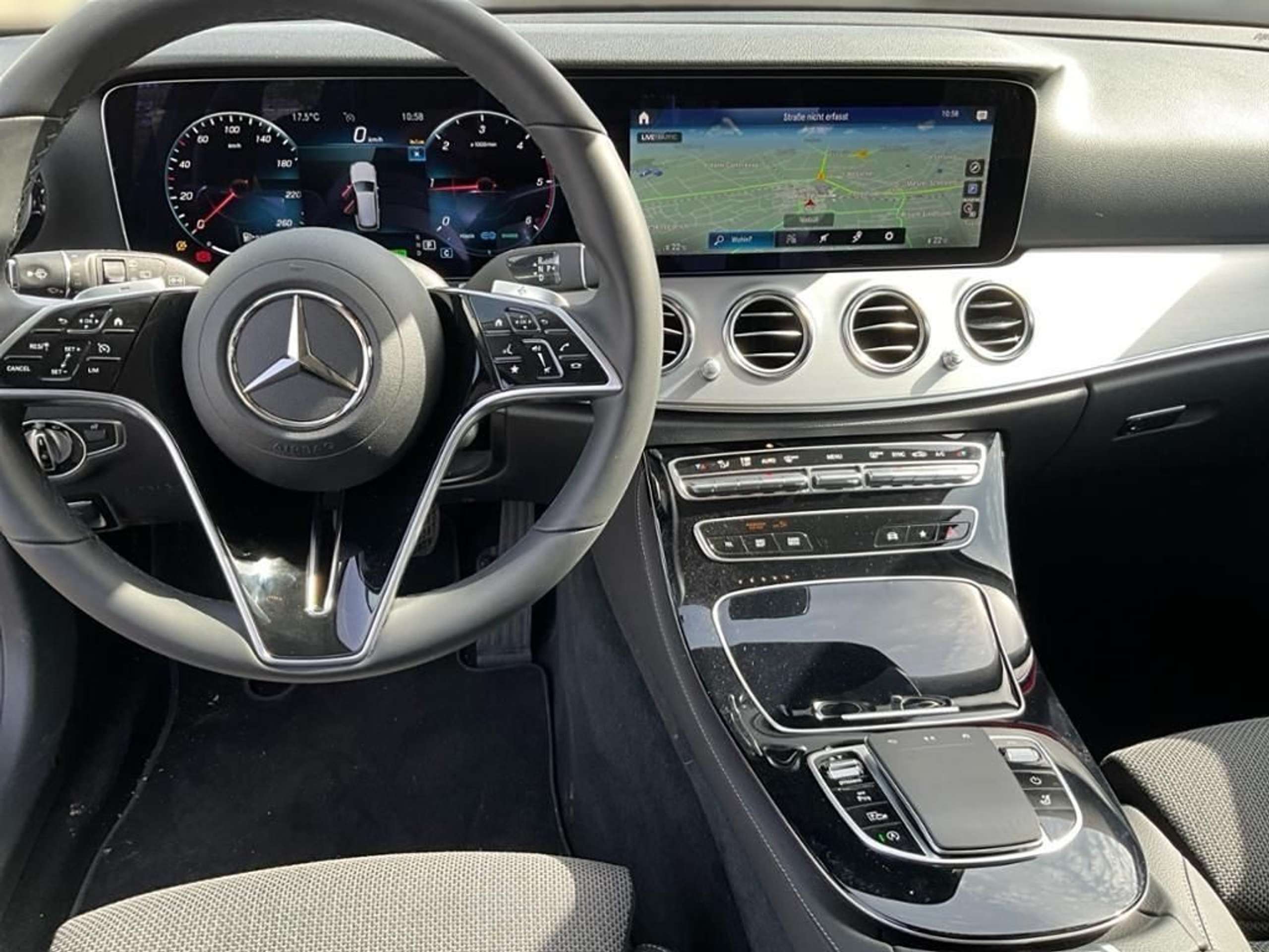 Mercedes-Benz E 220 2023