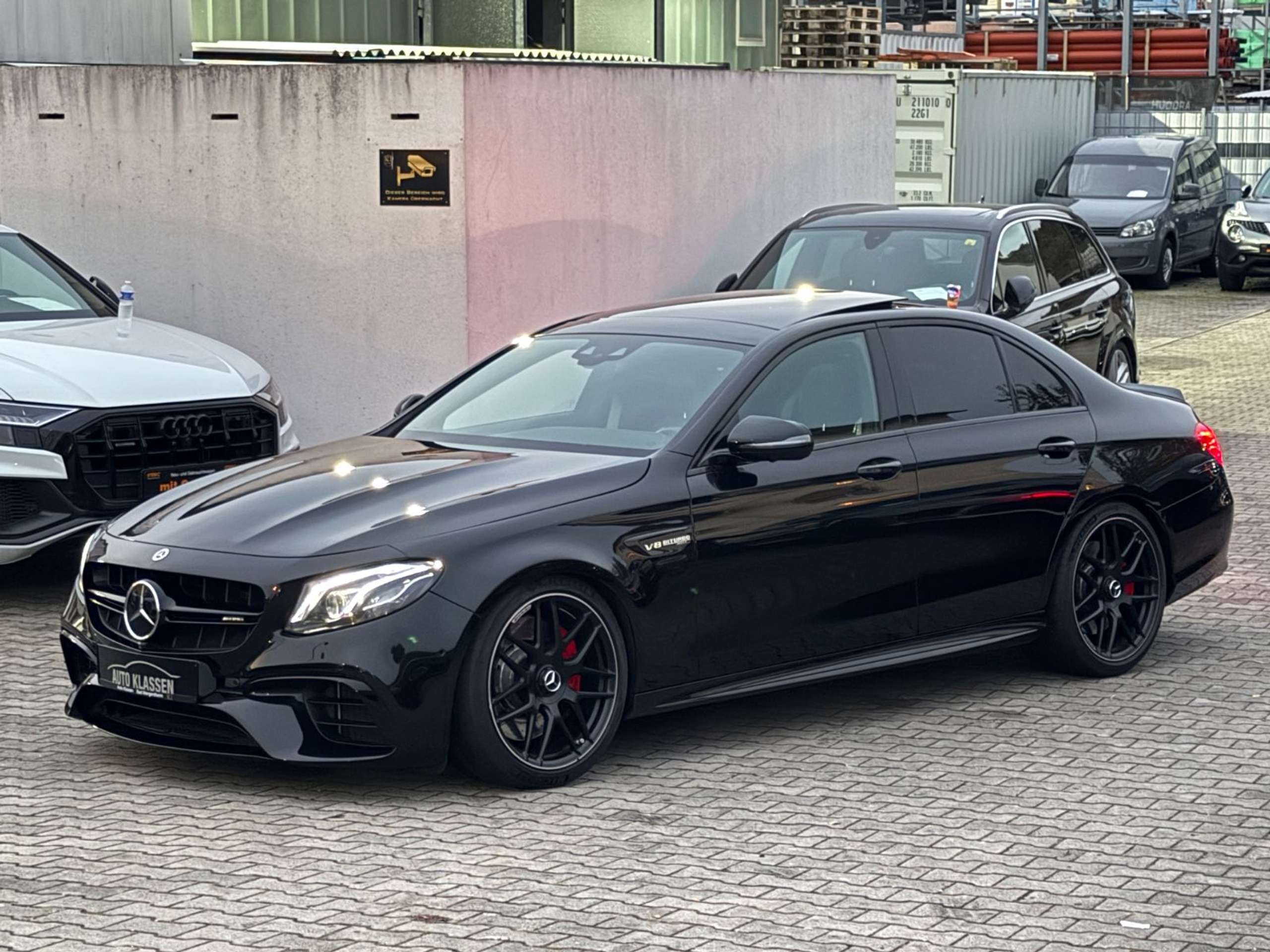 Mercedes-Benz - E 63 AMG