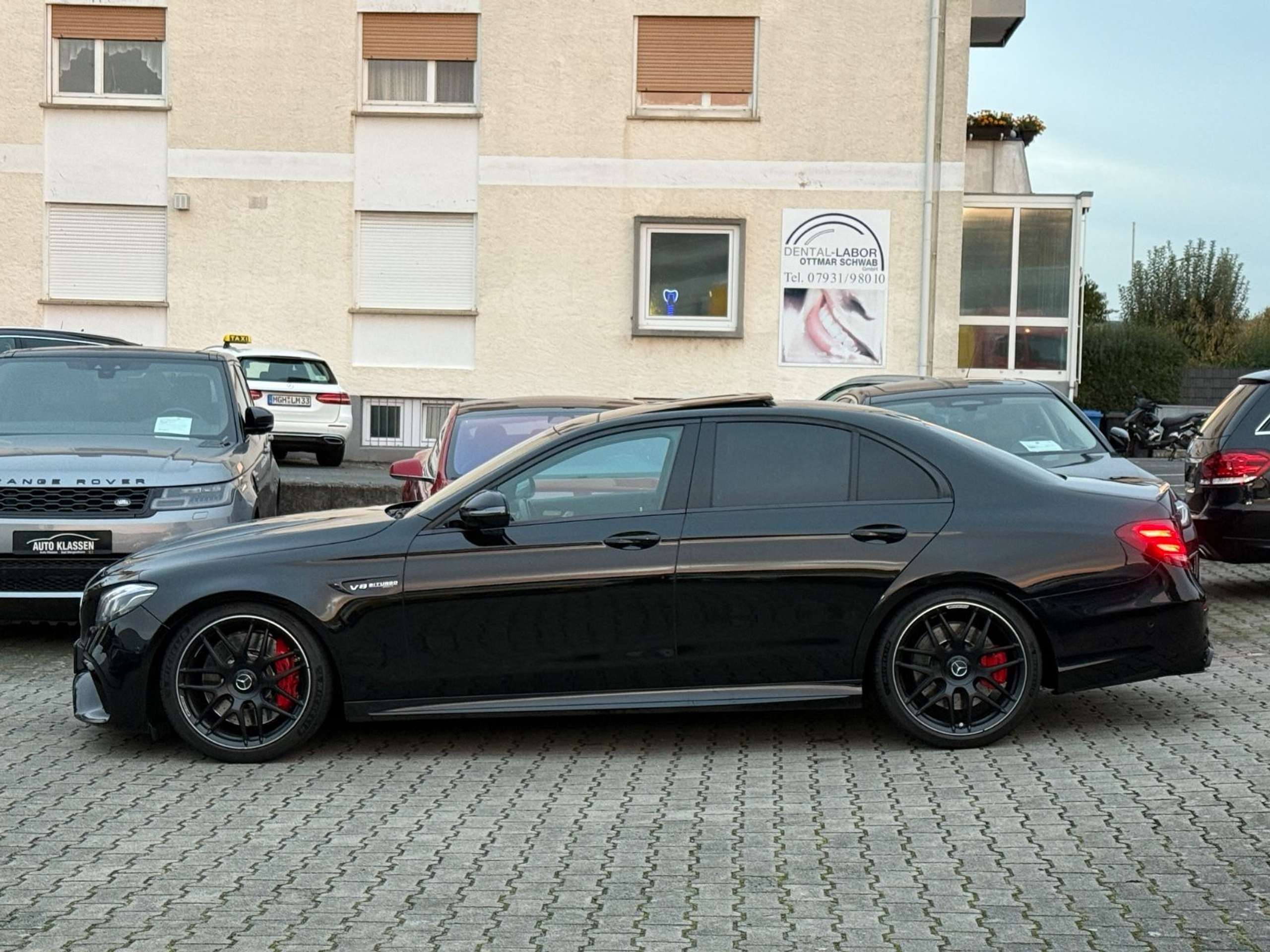 Mercedes-Benz - E 63 AMG