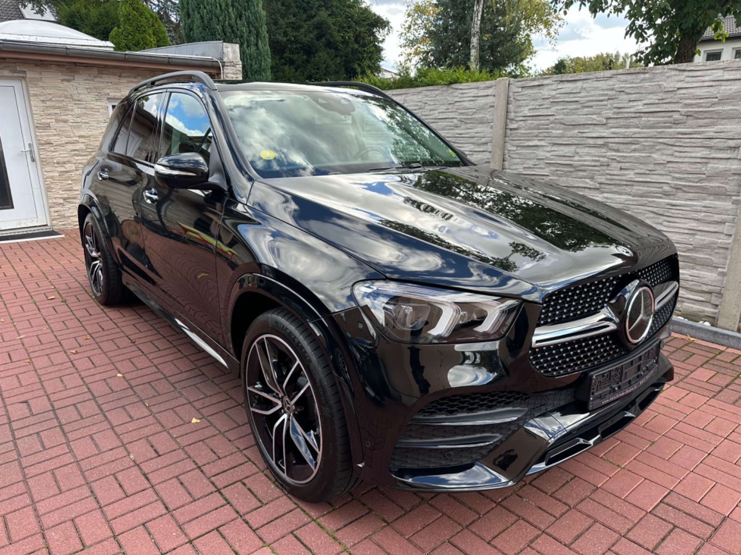 Mercedes-Benz - GLE 350