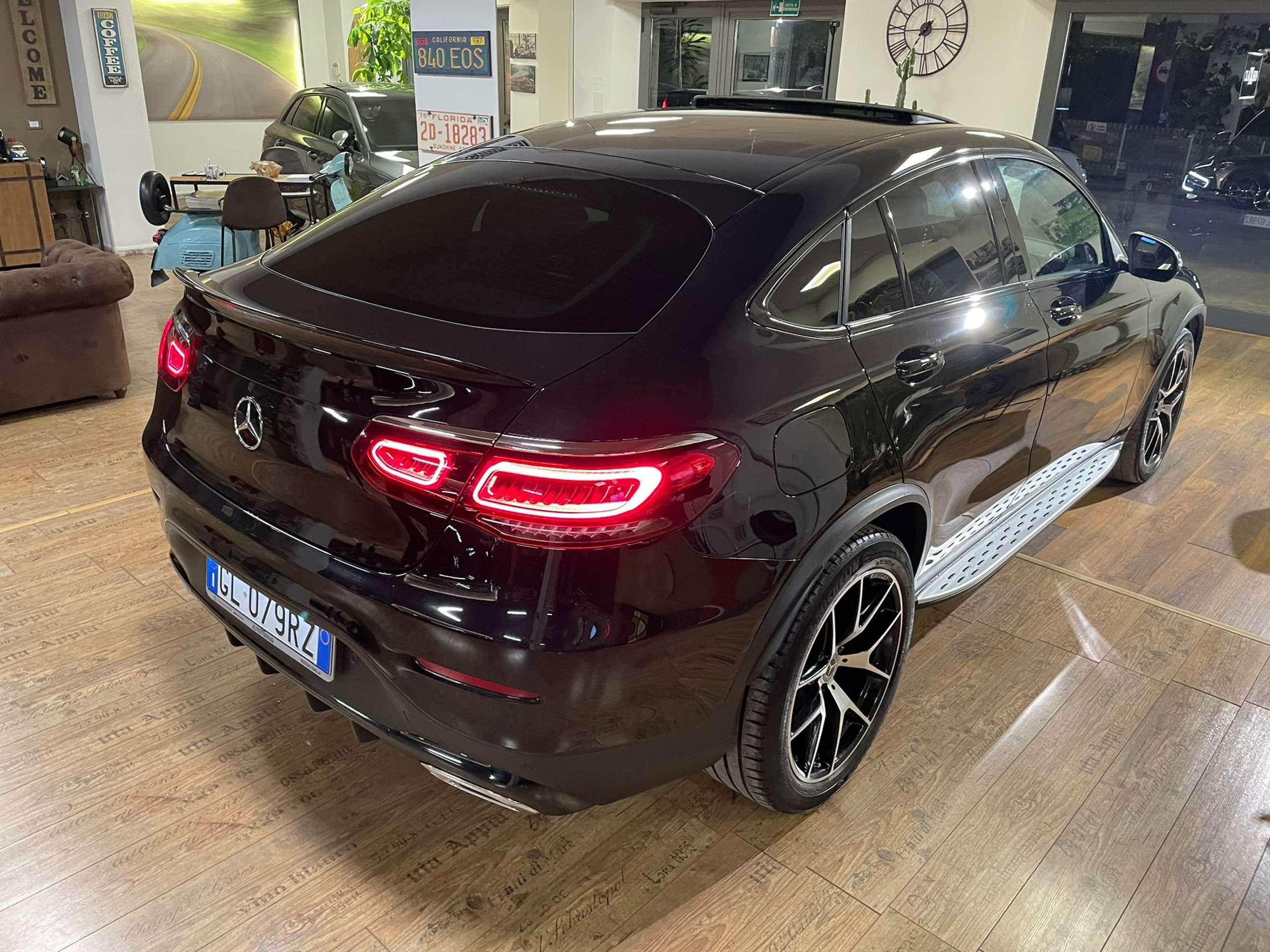 Mercedes-Benz - GLC 220