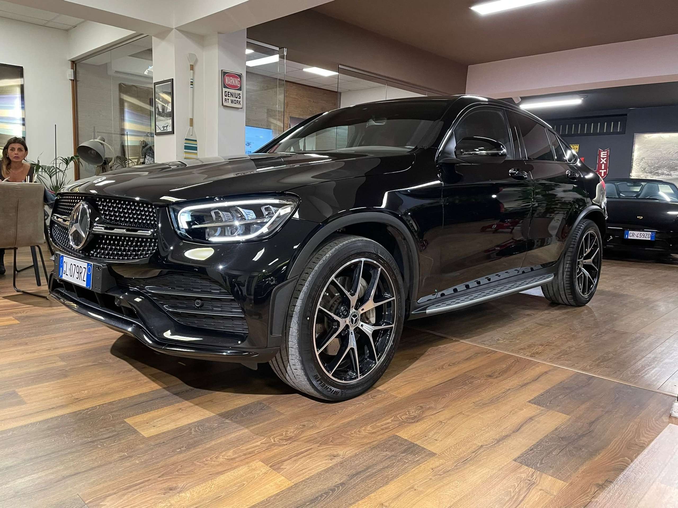 Mercedes-Benz - GLC 220