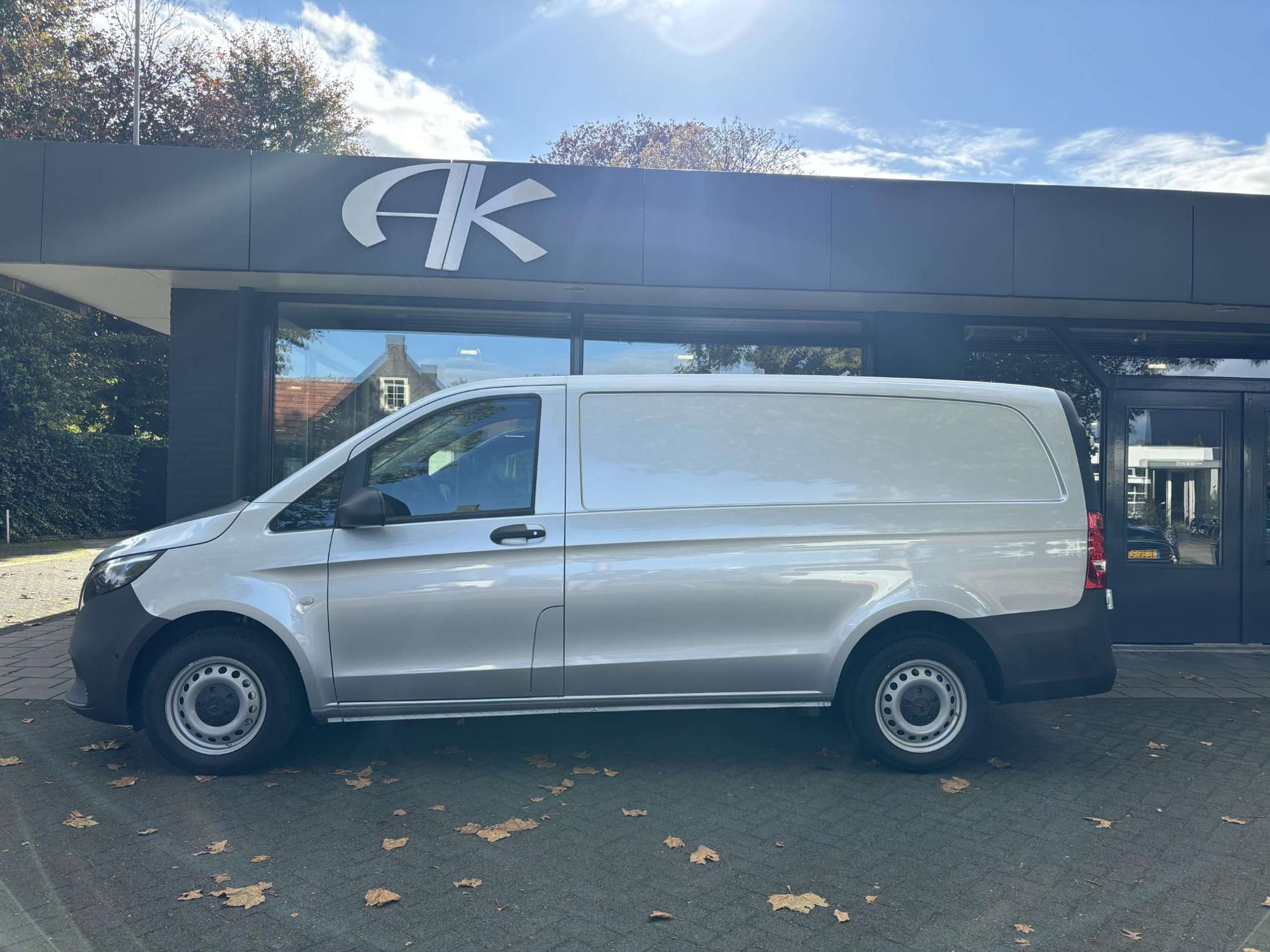 Mercedes-Benz - Vito