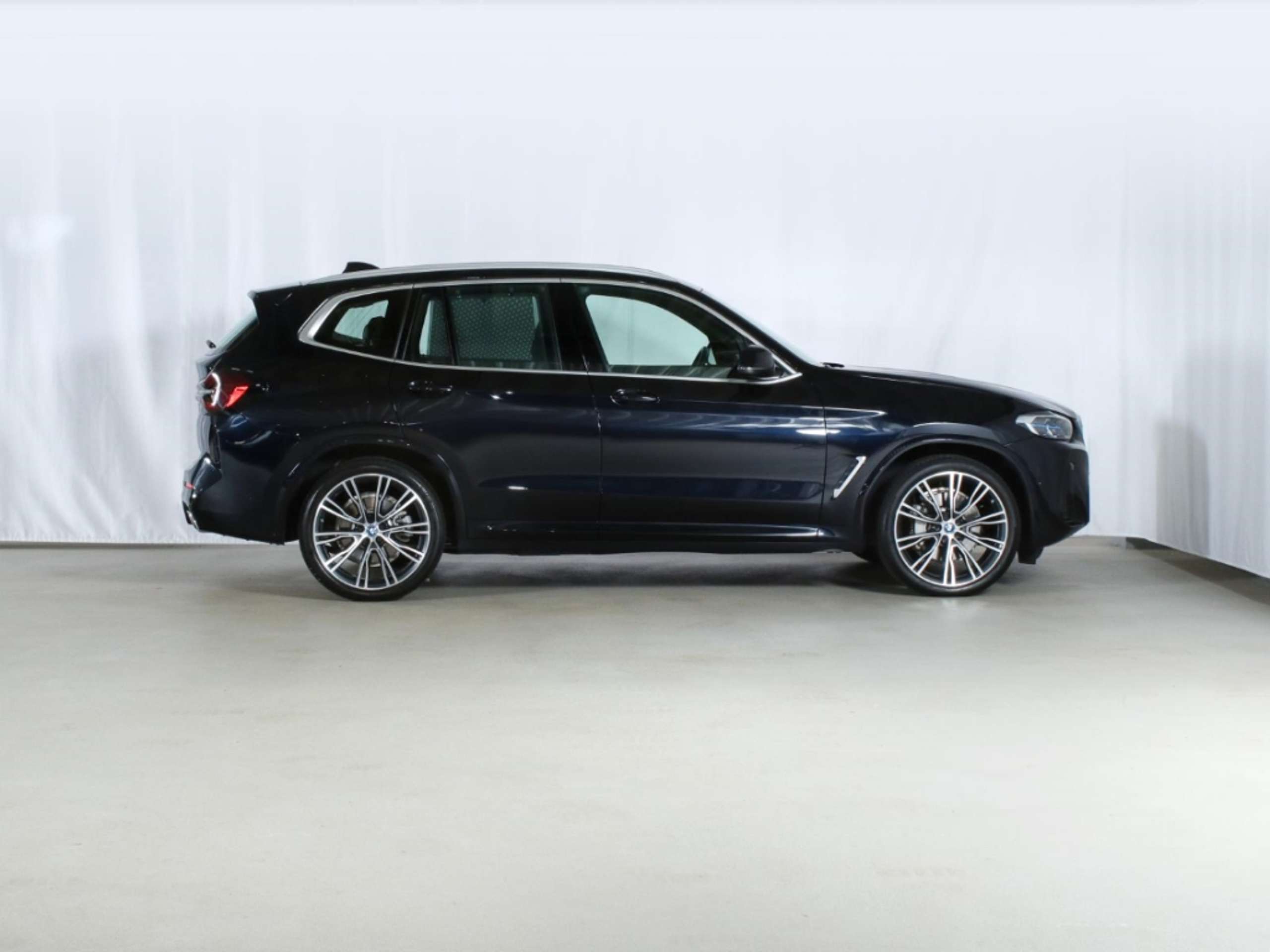 BMW - X3