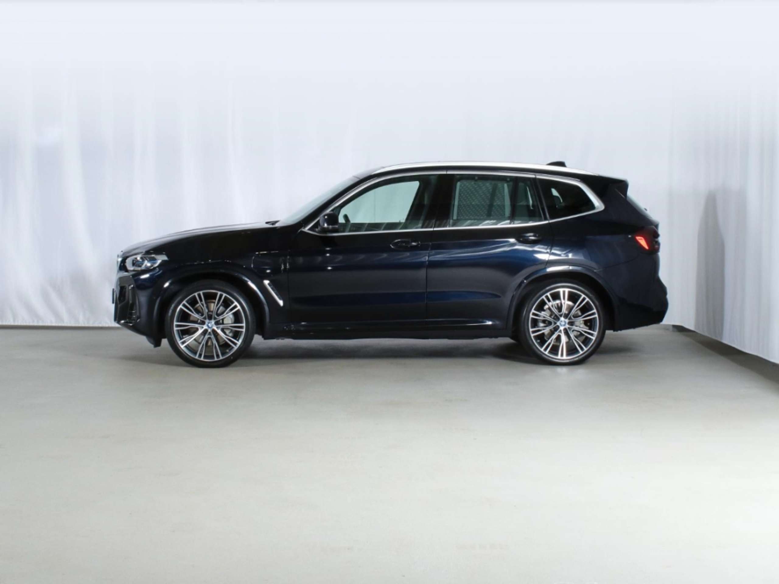 BMW - X3