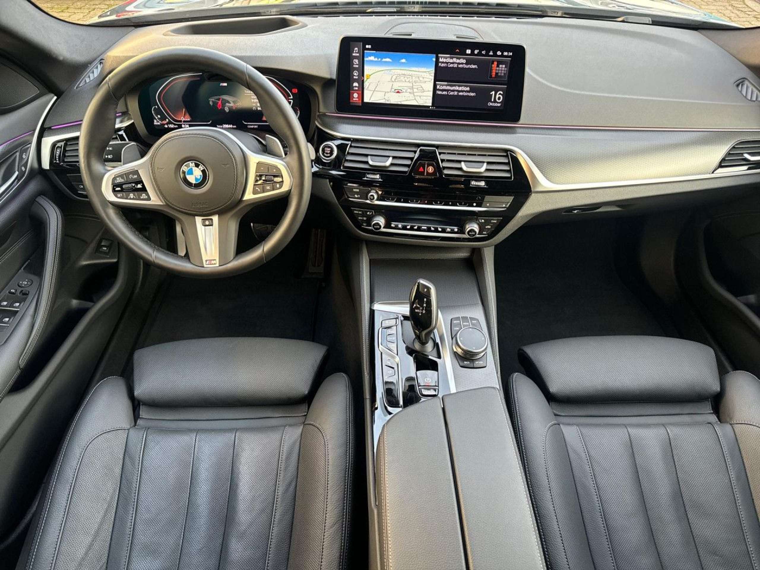 BMW - 520