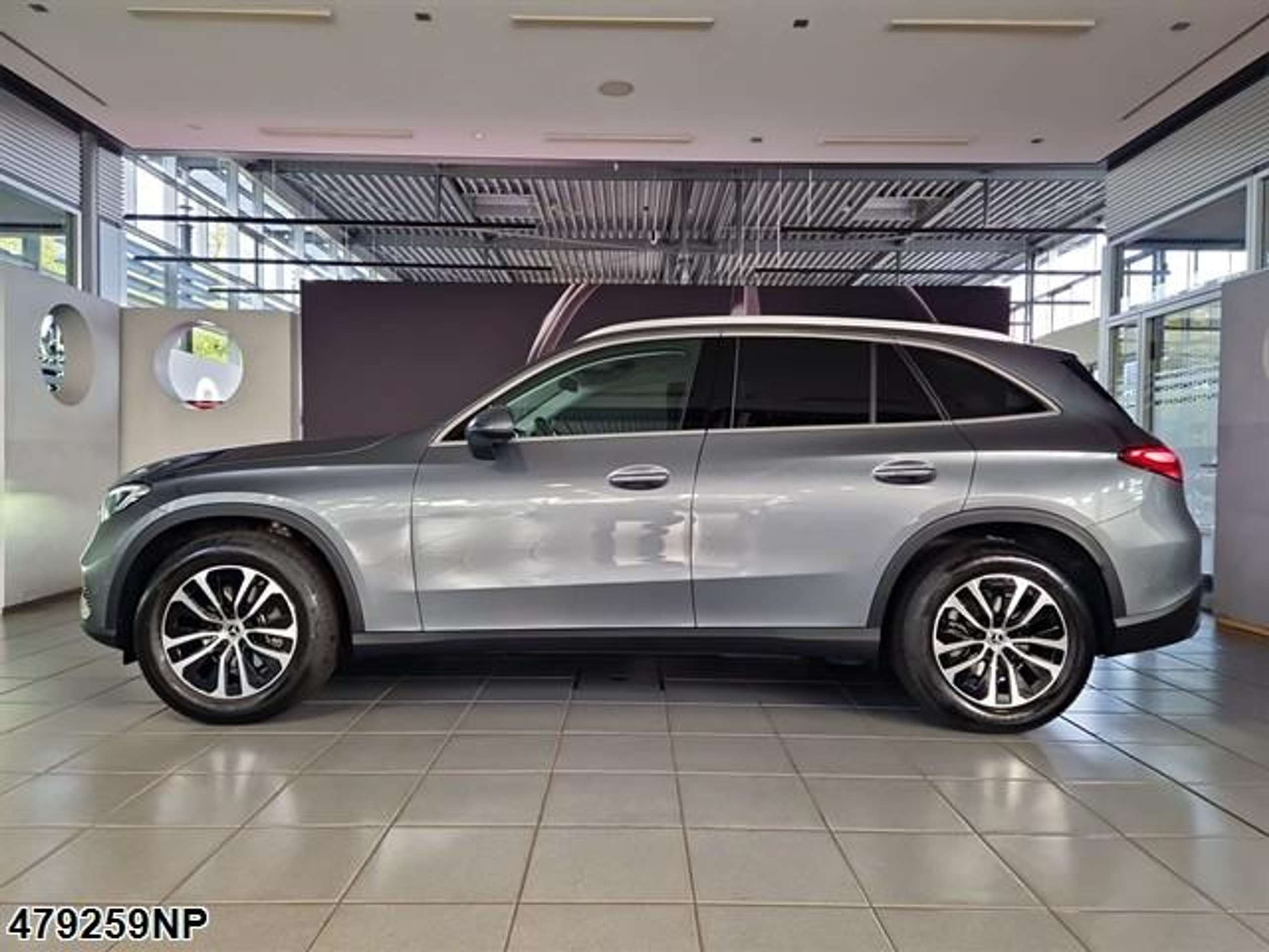 Mercedes-Benz - GLC 220