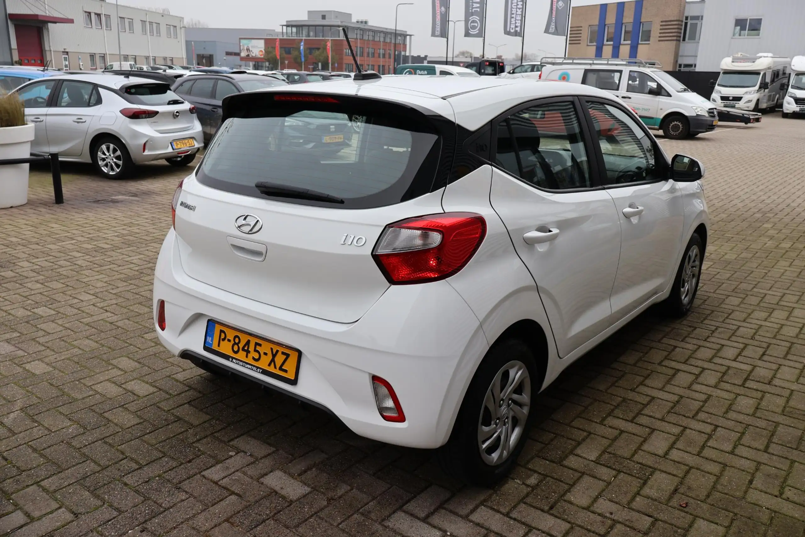 Hyundai - i10