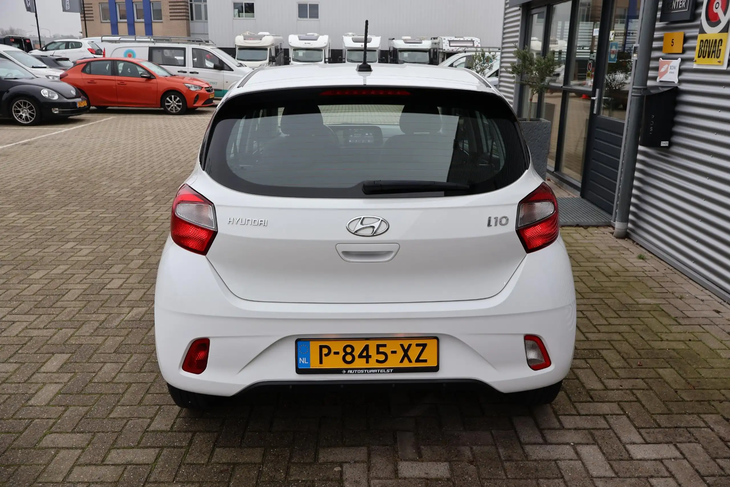 Hyundai - i10