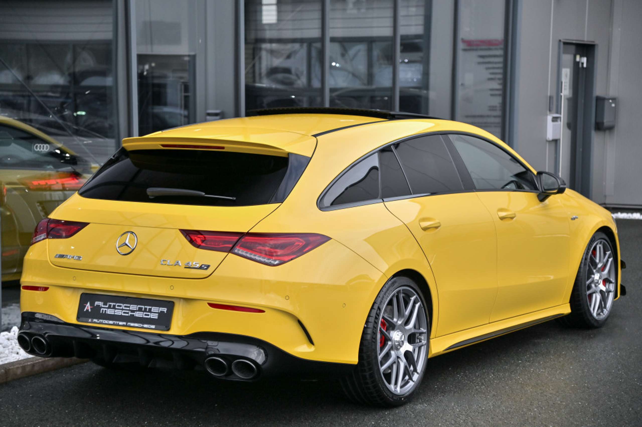 Mercedes-Benz - CLA 45 AMG