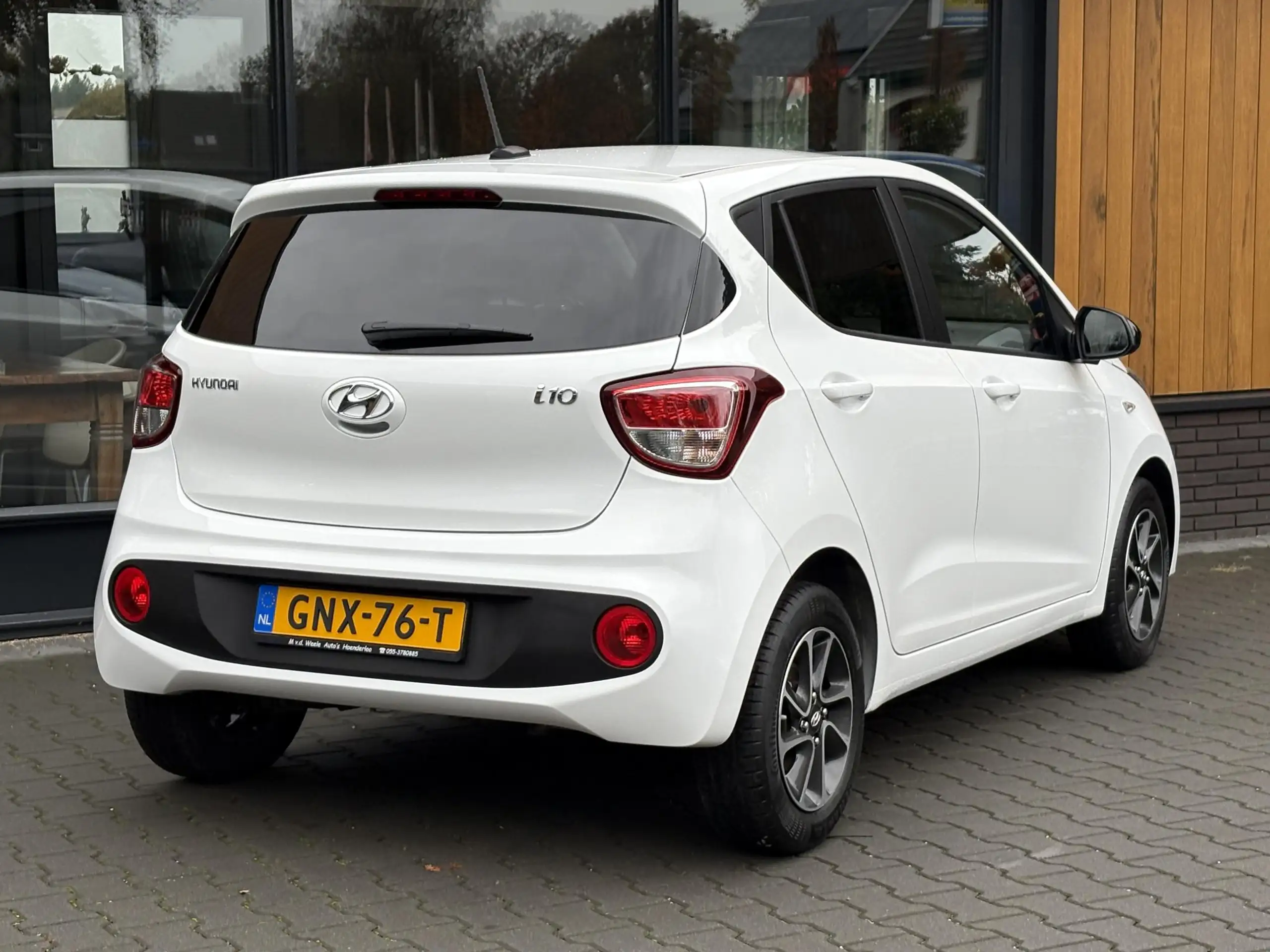 Hyundai - i10