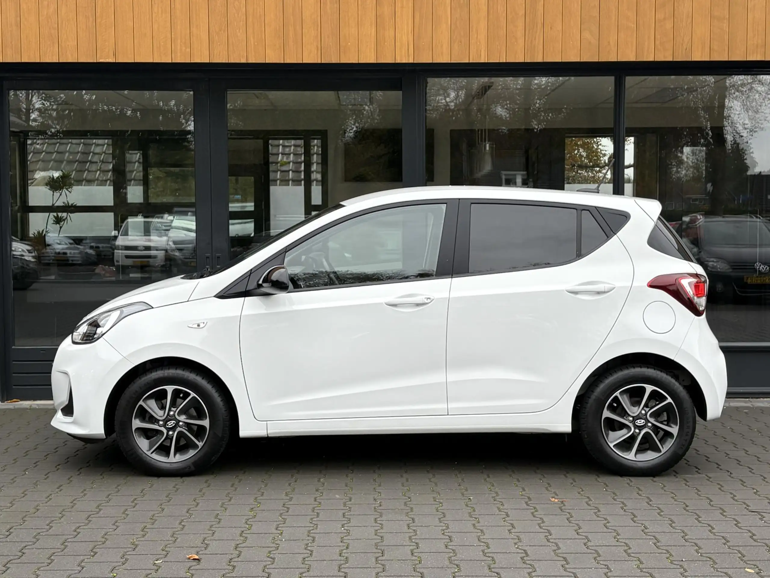 Hyundai - i10