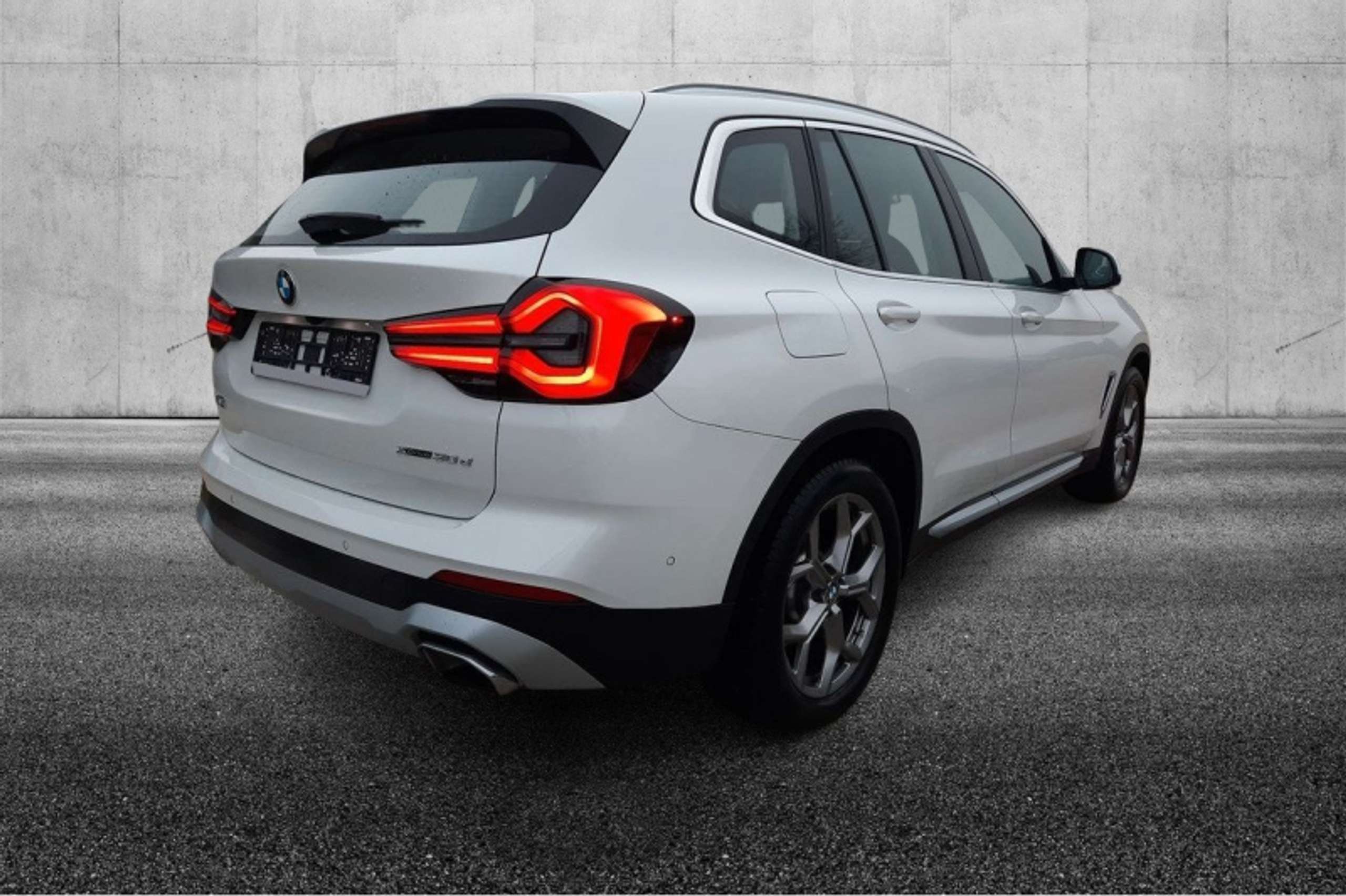 BMW - X3