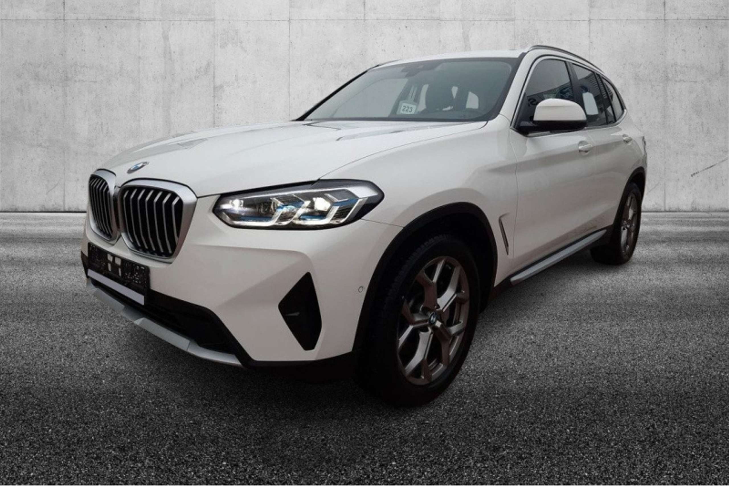 BMW - X3