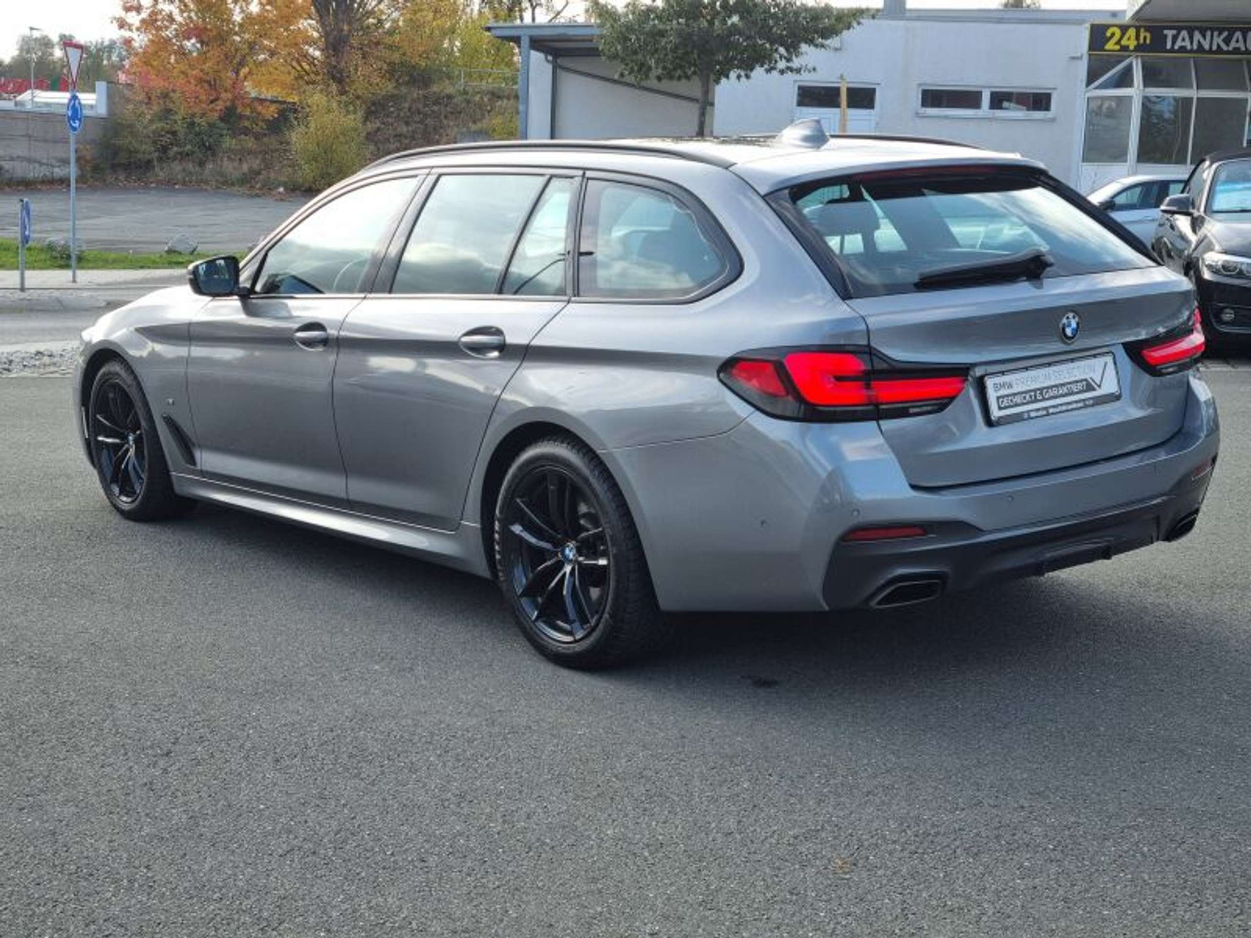 BMW - 540