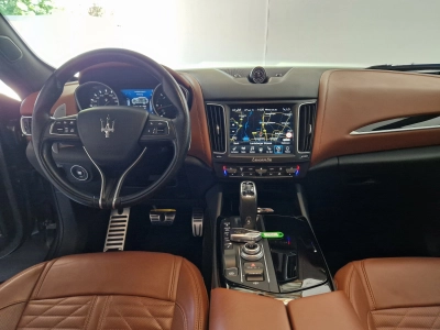 Maserati - Levante