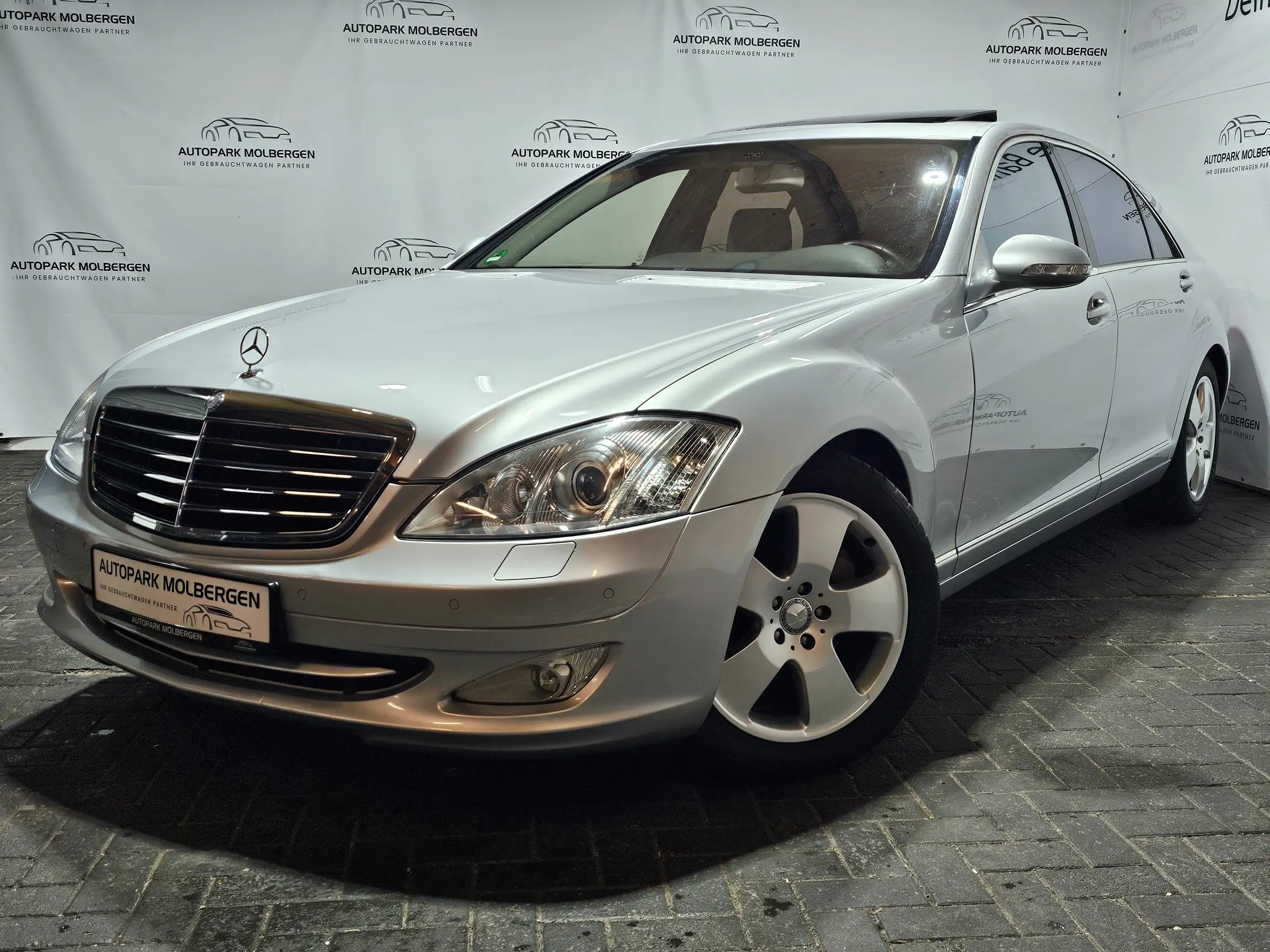 Mercedes-Benz - S 420