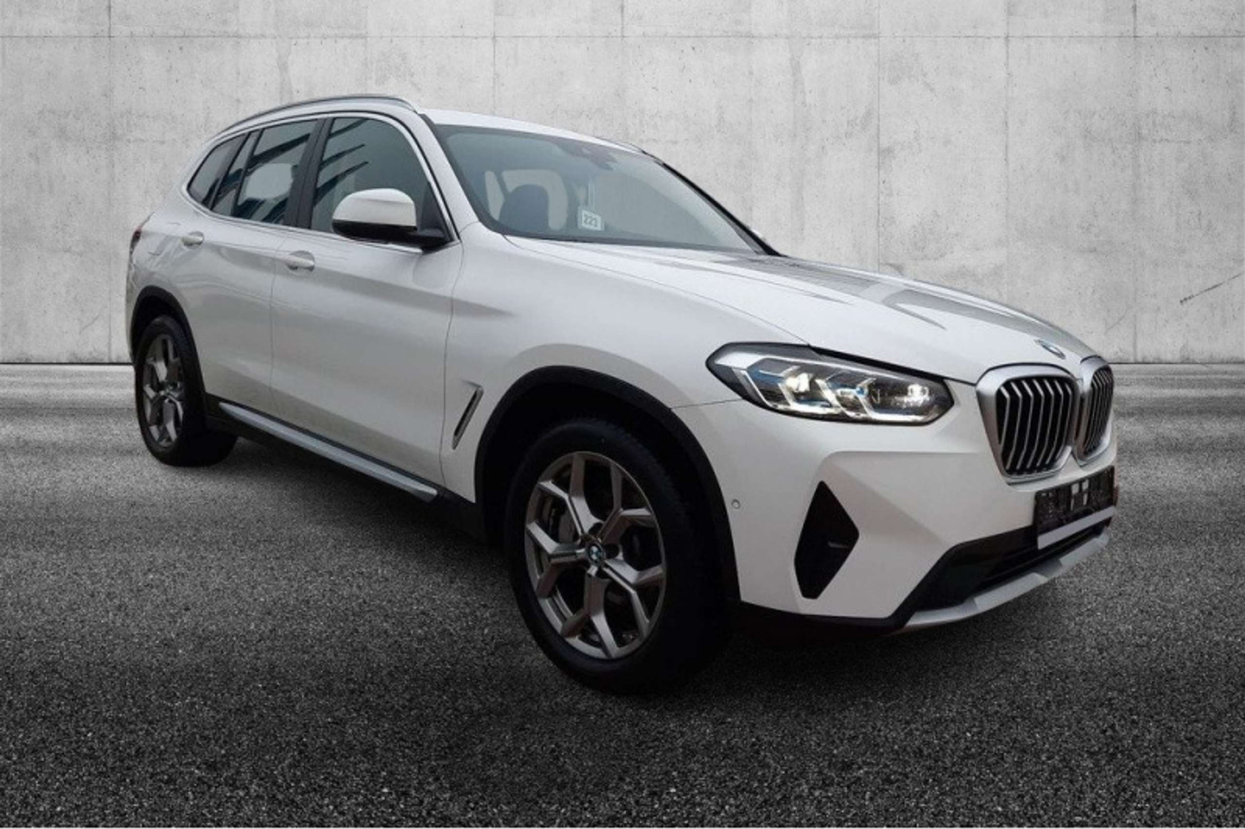 BMW - X3