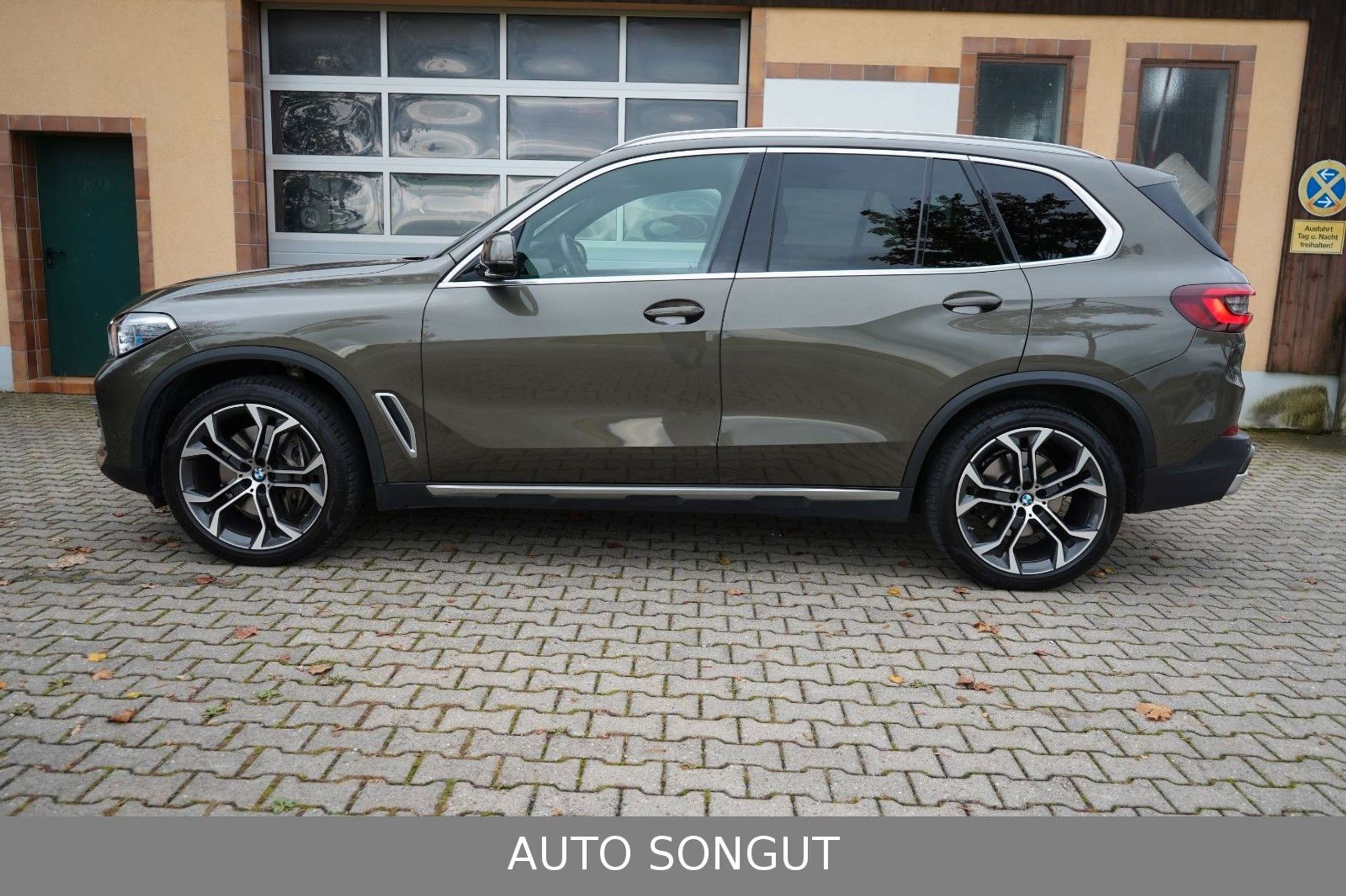 BMW - X5