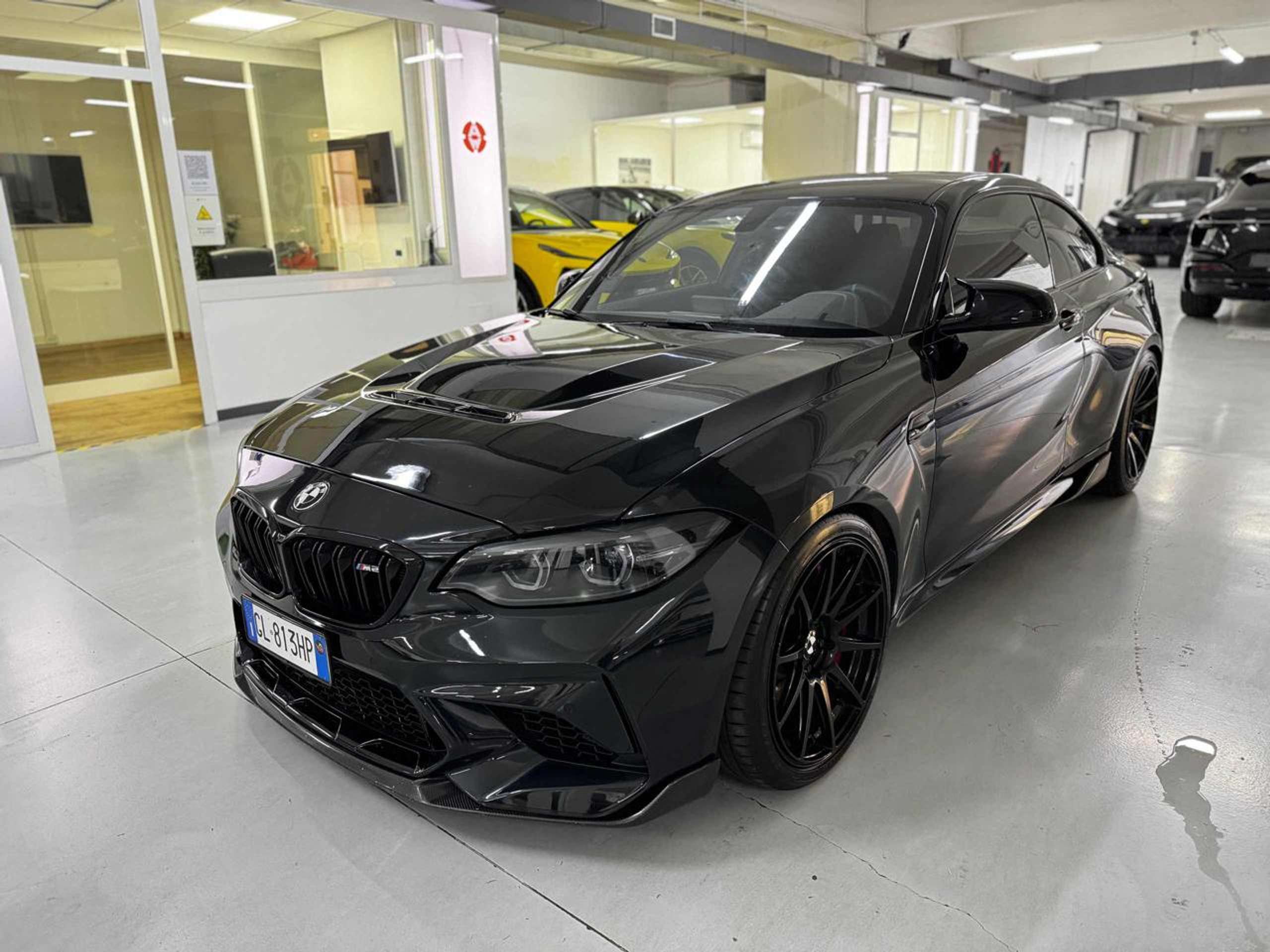 BMW - M2