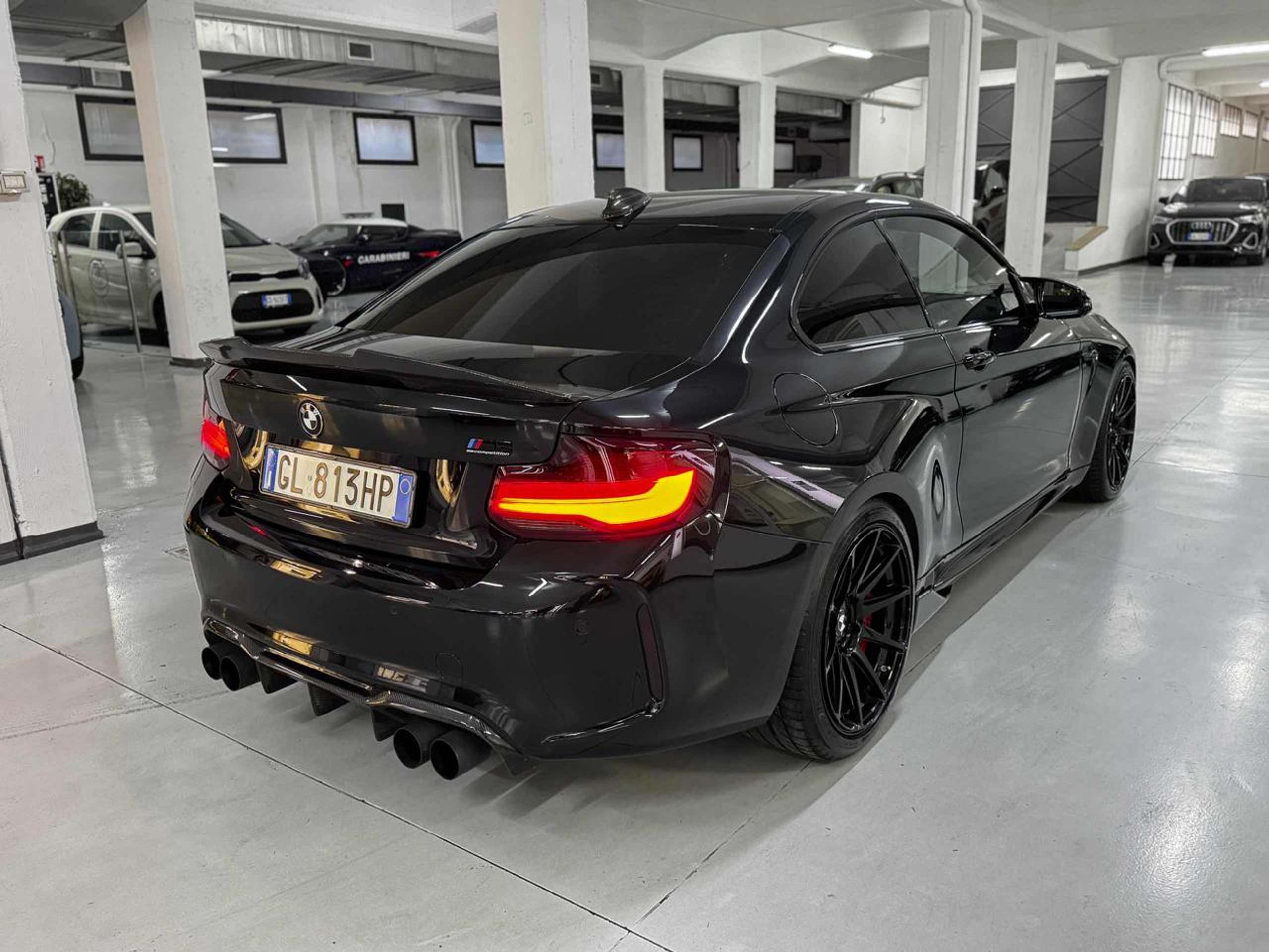 BMW - M2