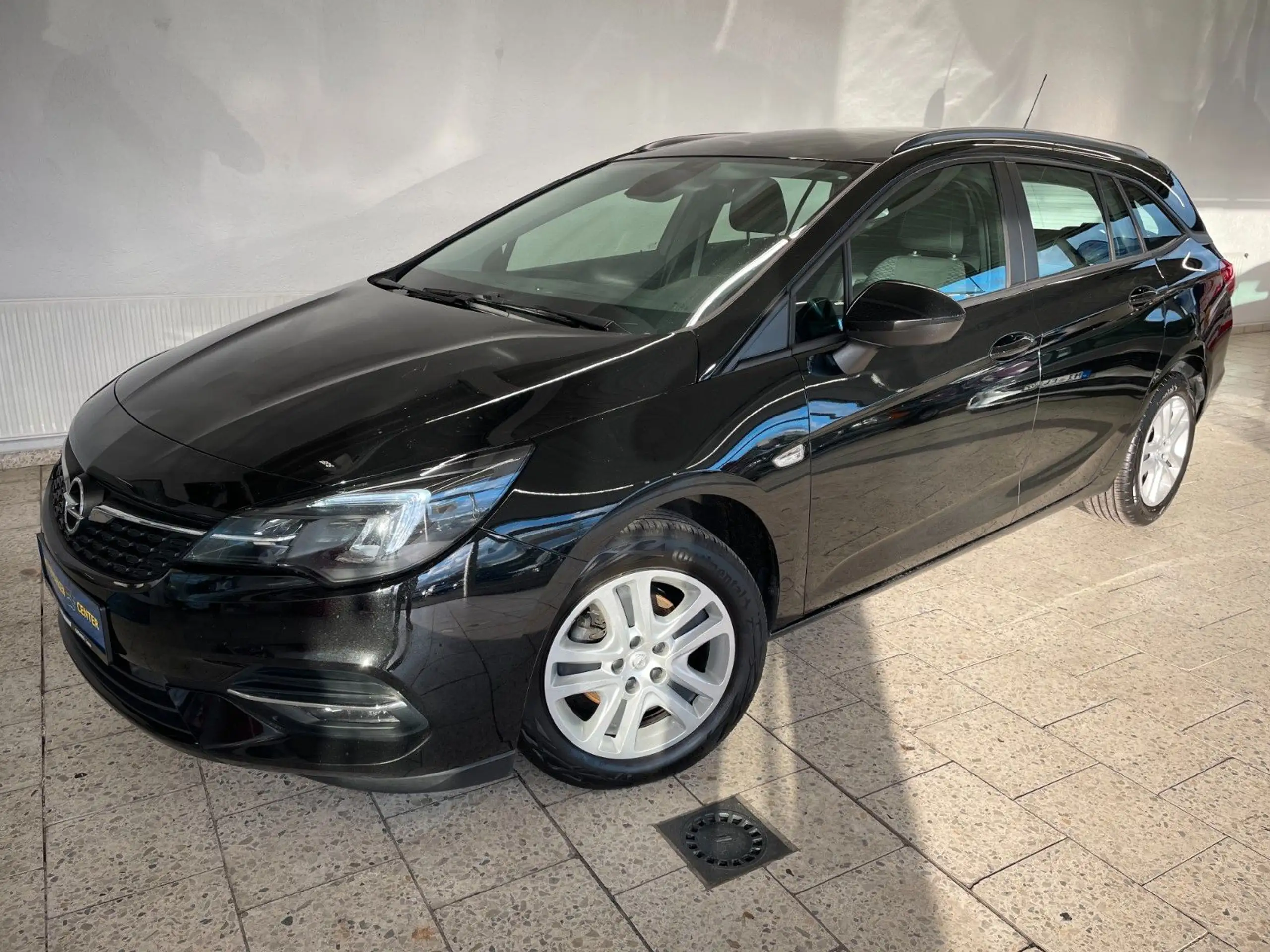 Opel - Astra