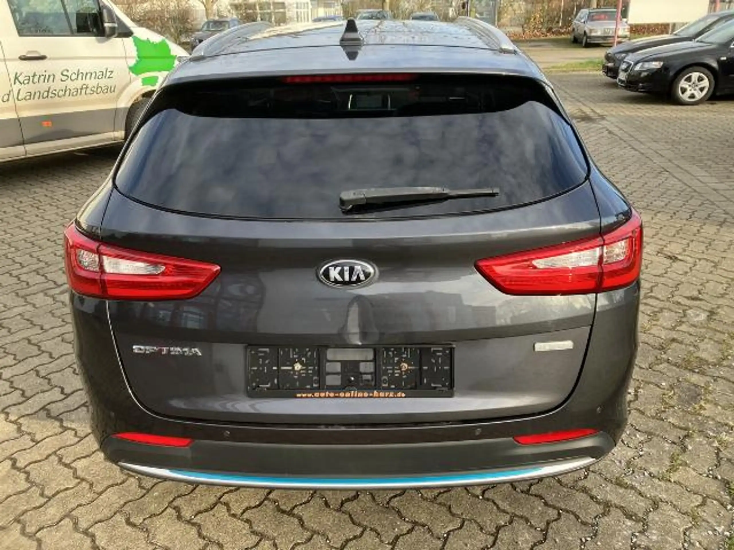 Kia - Optima