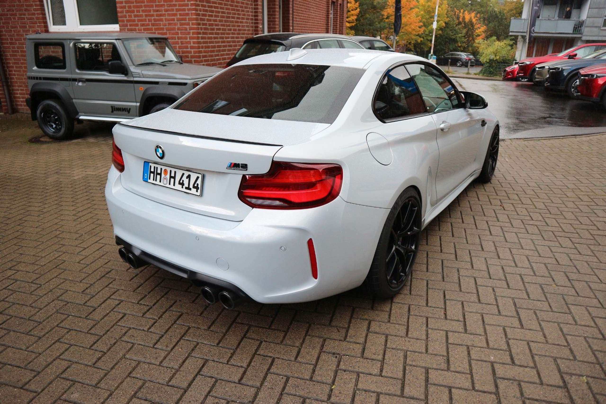 BMW - M2